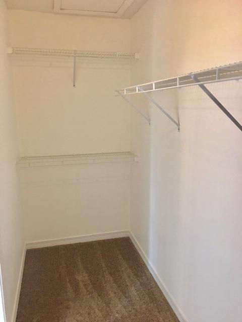 ADASHAN GARDYNS - Residential Lease