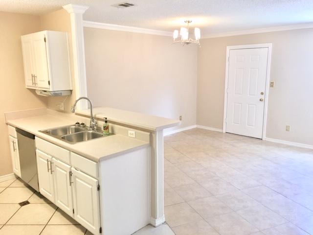 ADASHAN GARDYNS - Residential Lease