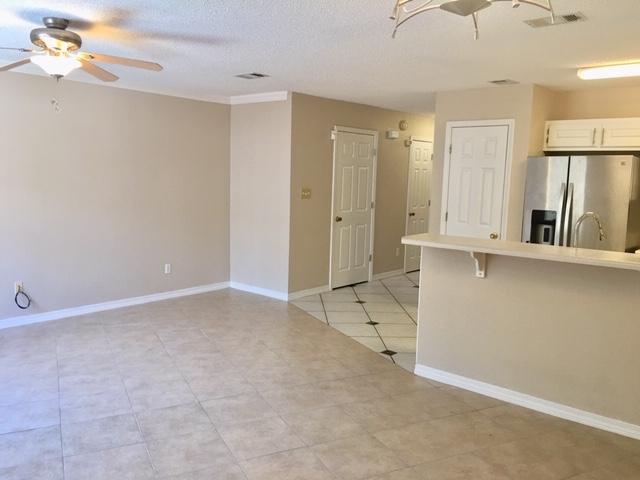 ADASHAN GARDYNS - Residential Lease