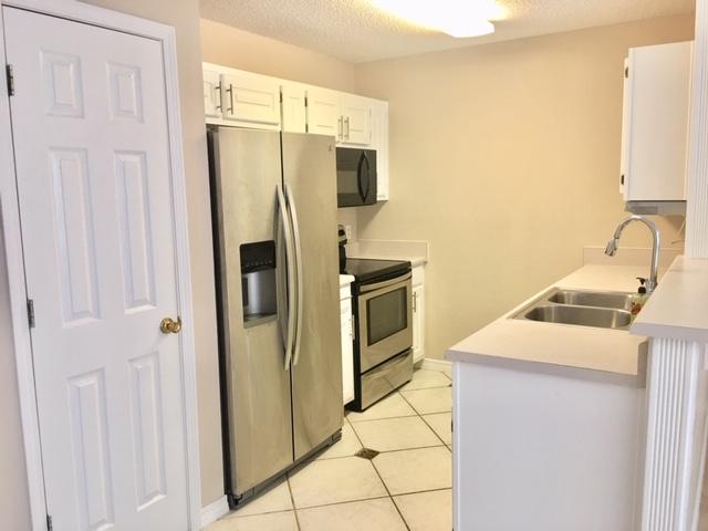 ADASHAN GARDYNS - Residential Lease