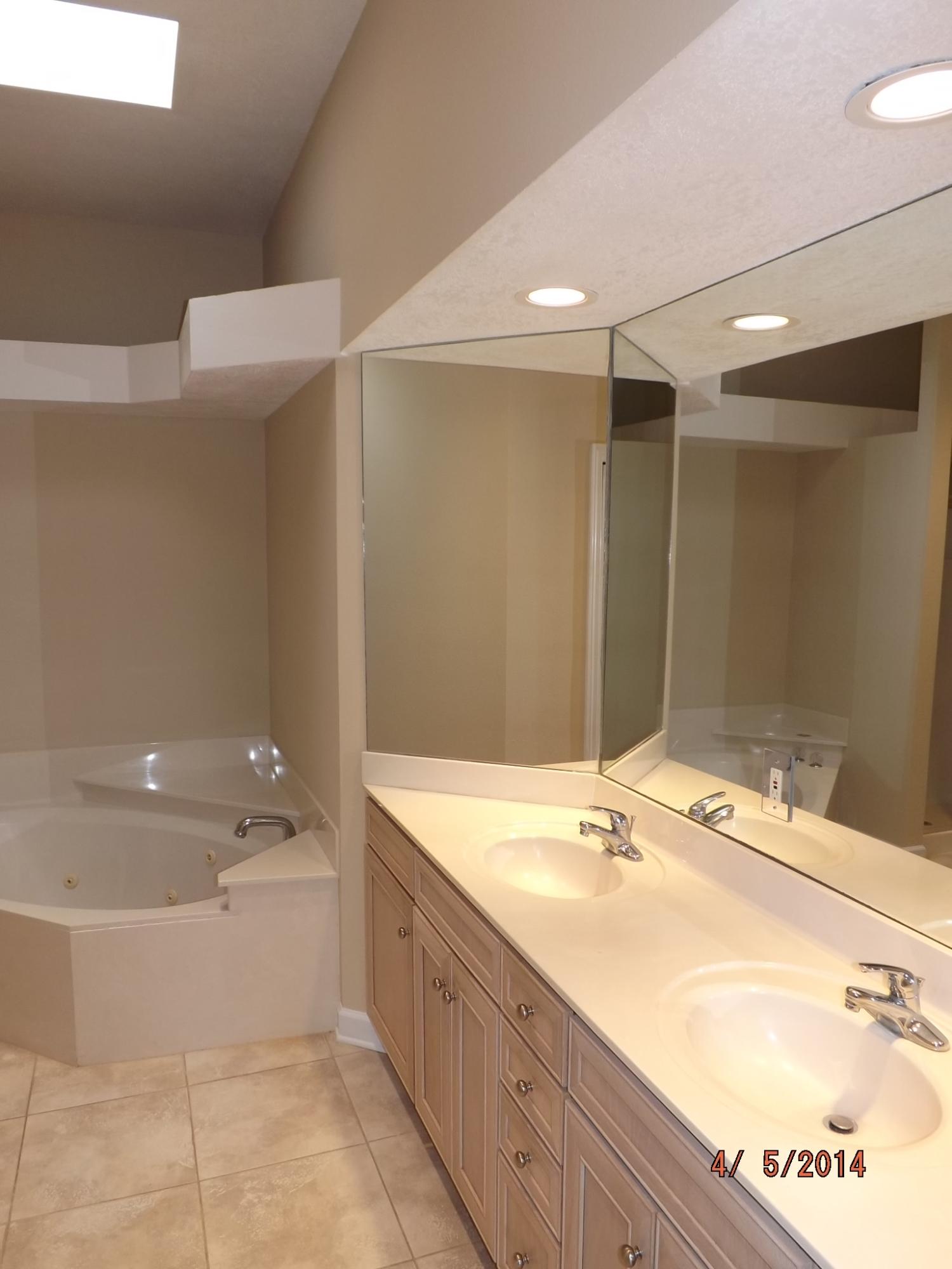 EMERALD POINTE PLAT 2 - Residential