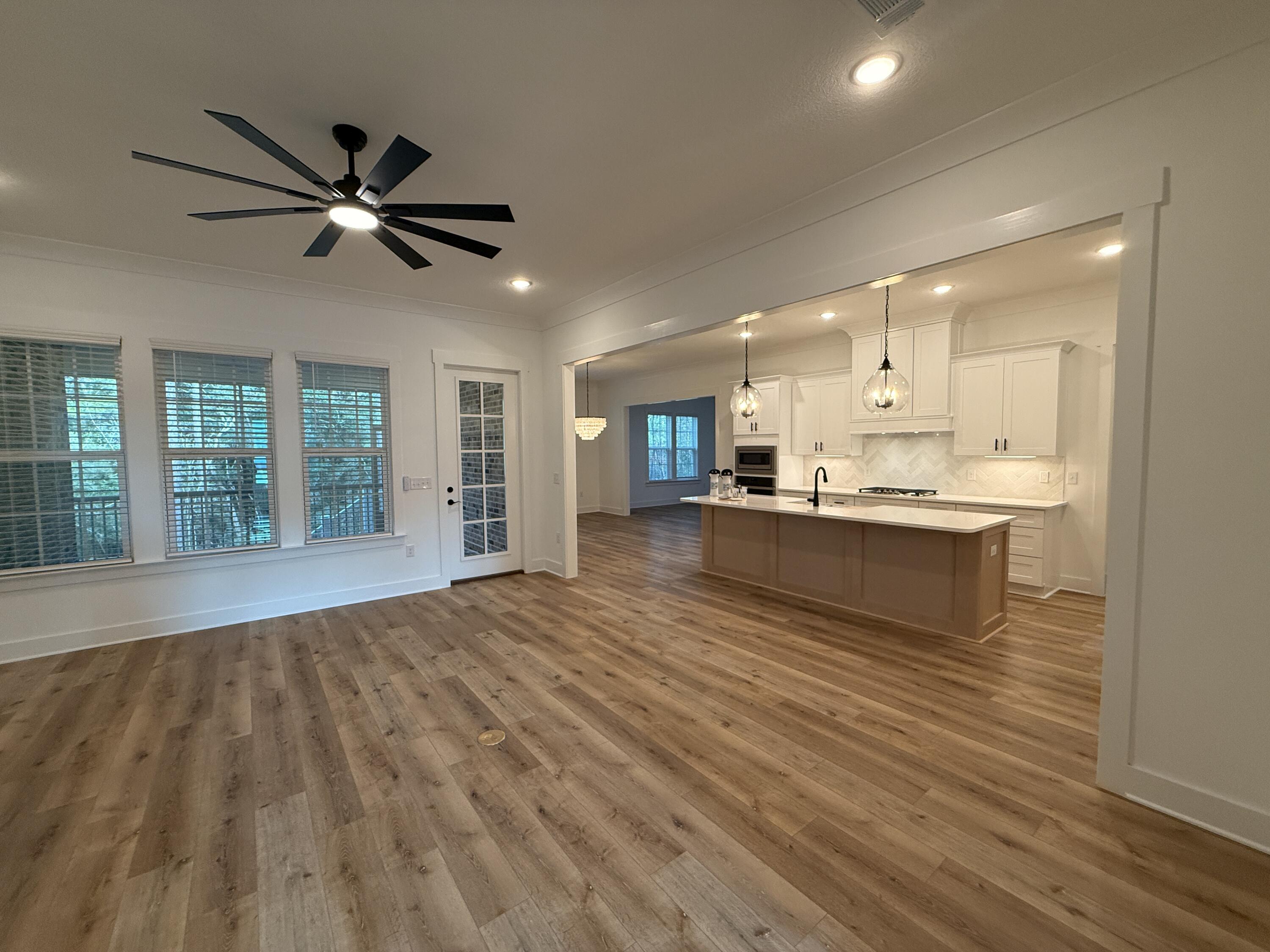 Deer Moss Creek - Residential