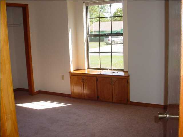 COUNTRYVIEW ESTATES - Residential