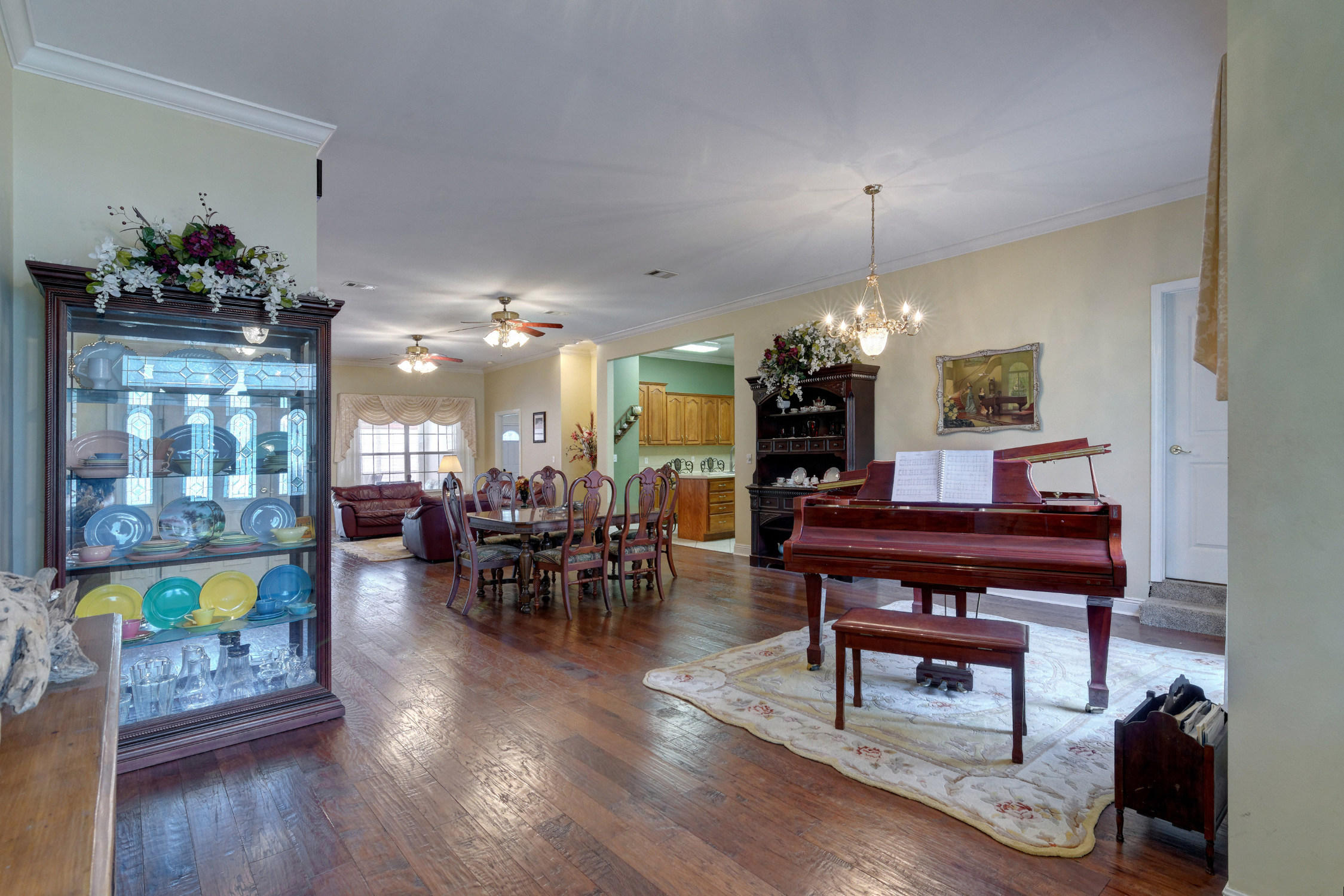 WHITE SUGAR ESTATES - Residential