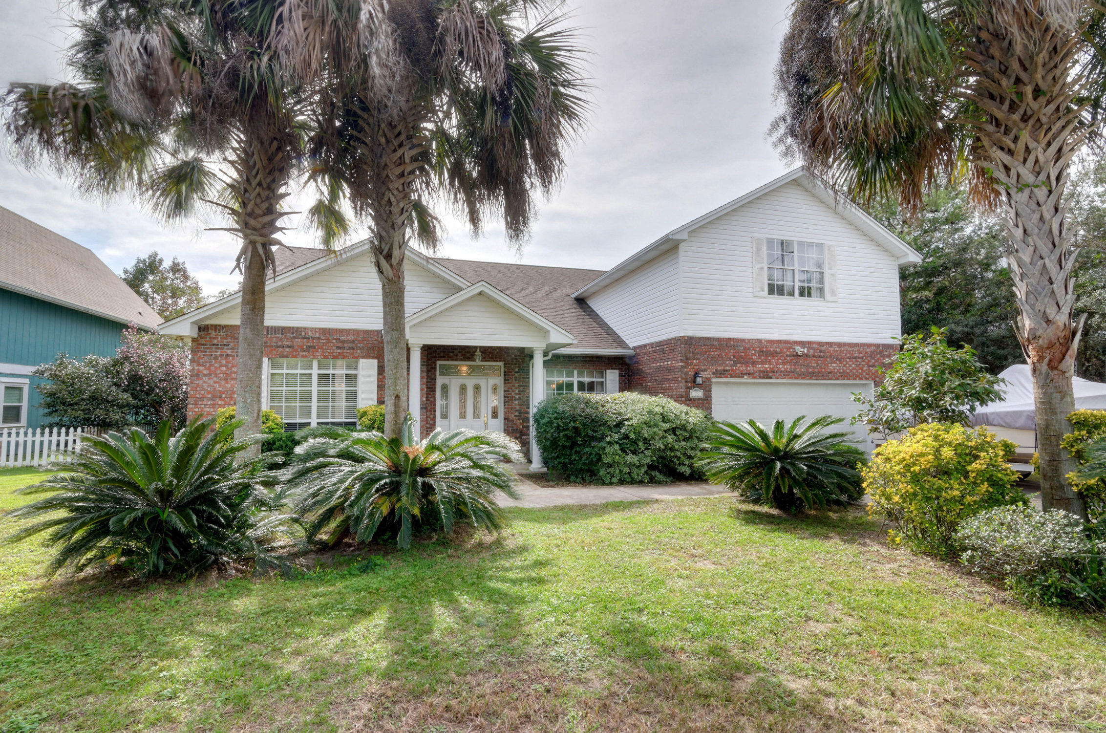 WHITE SUGAR ESTATES - Residential