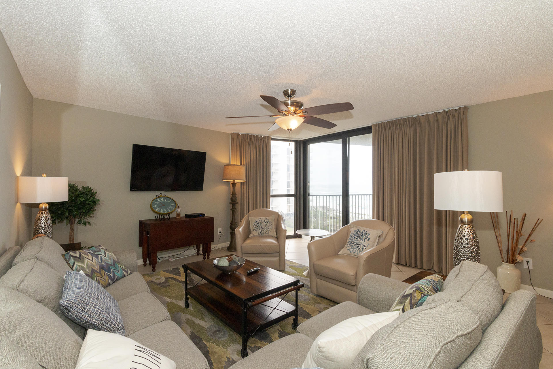 MAINSAIL CONDO PH 5 - Residential