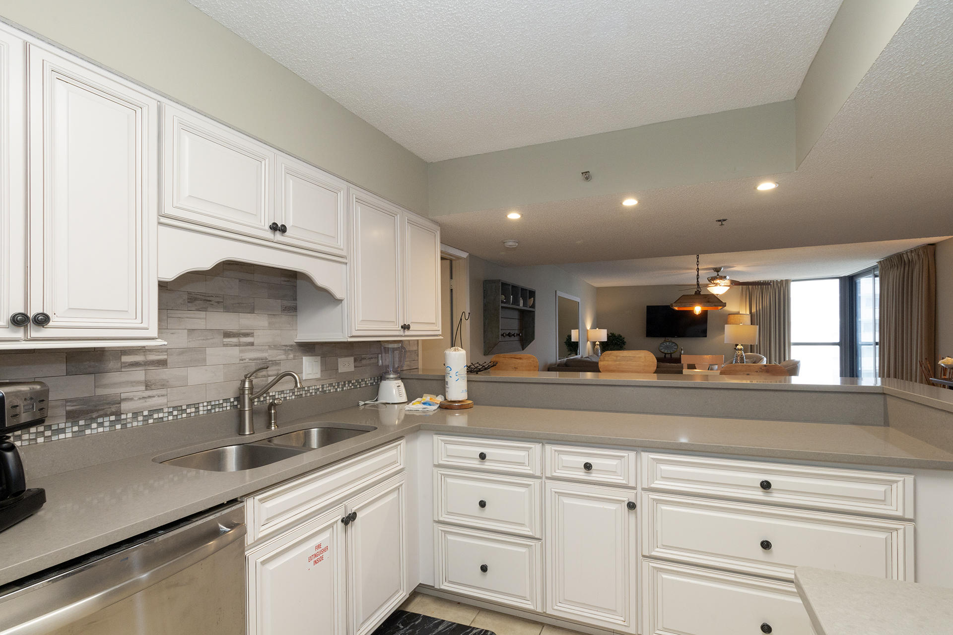MAINSAIL CONDO PH 5 - Residential