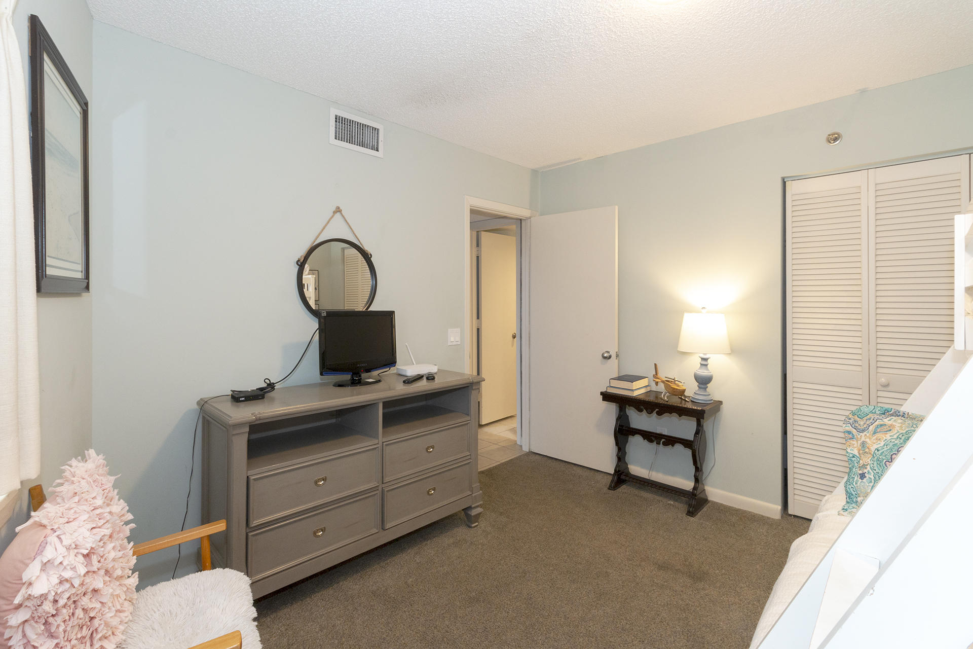MAINSAIL CONDO PH 5 - Residential