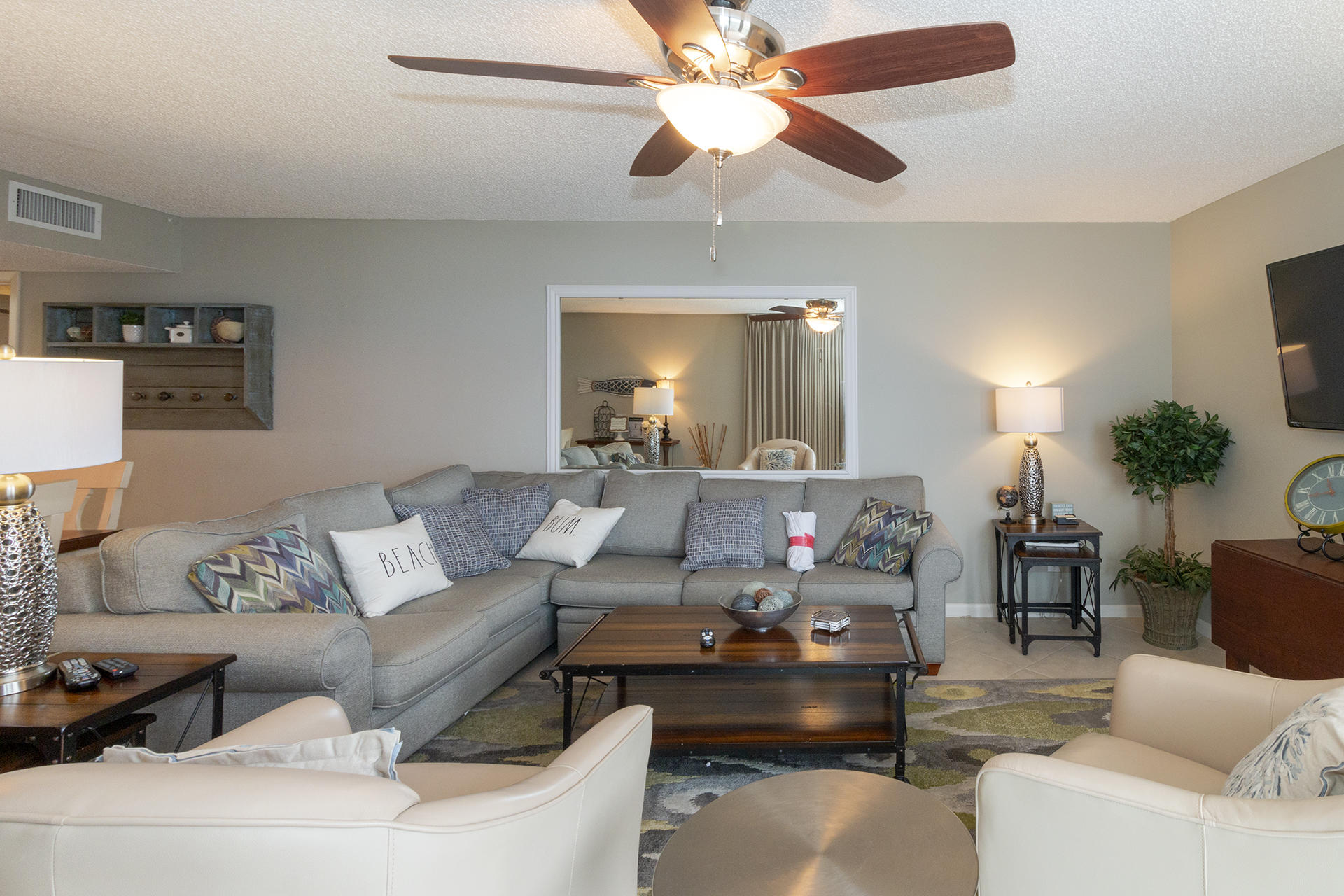 MAINSAIL CONDO PH 5 - Residential