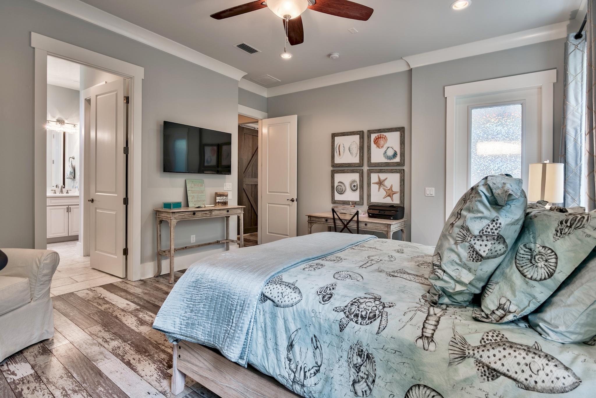 HIDDEN GROVE - Residential