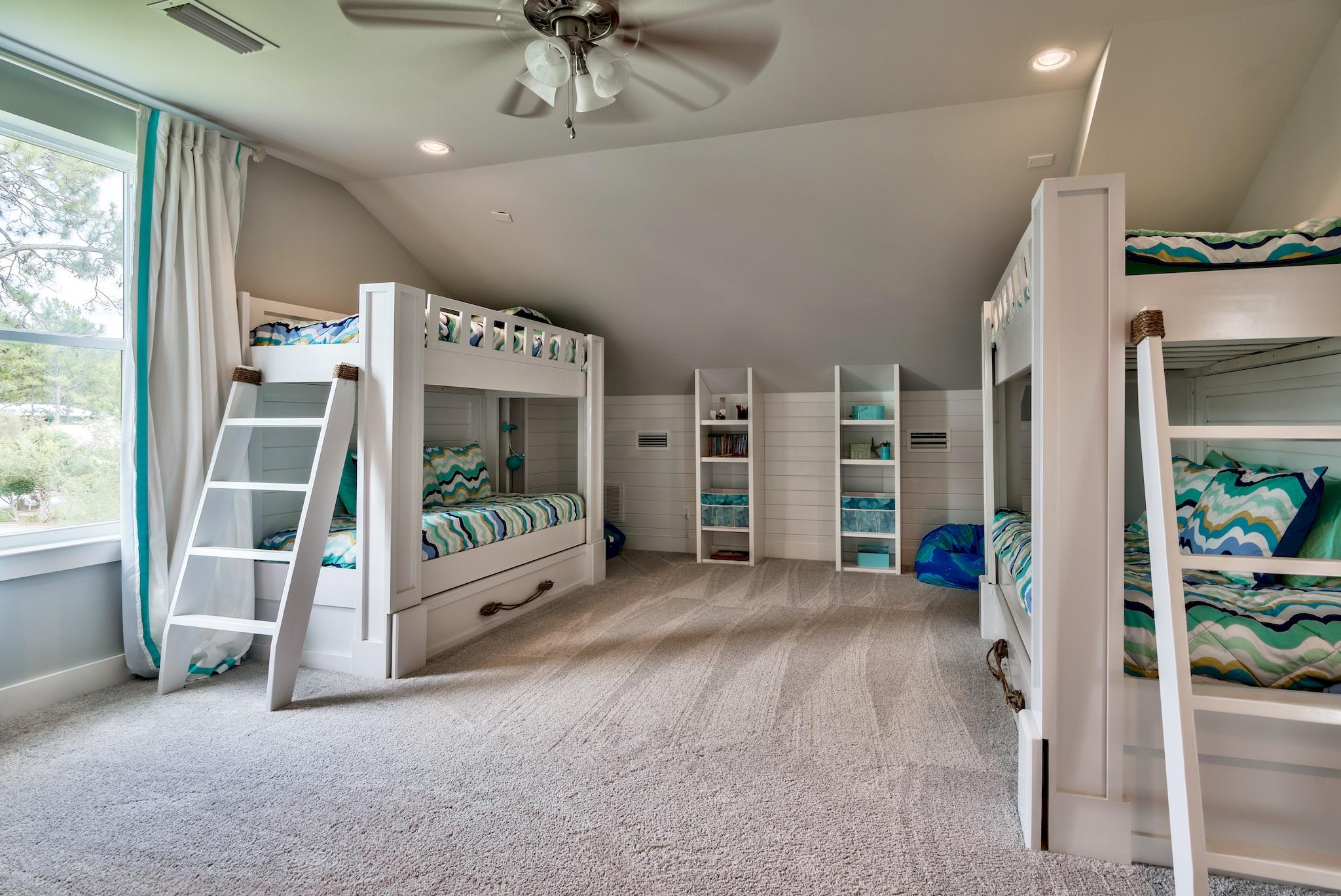 HIDDEN GROVE - Residential