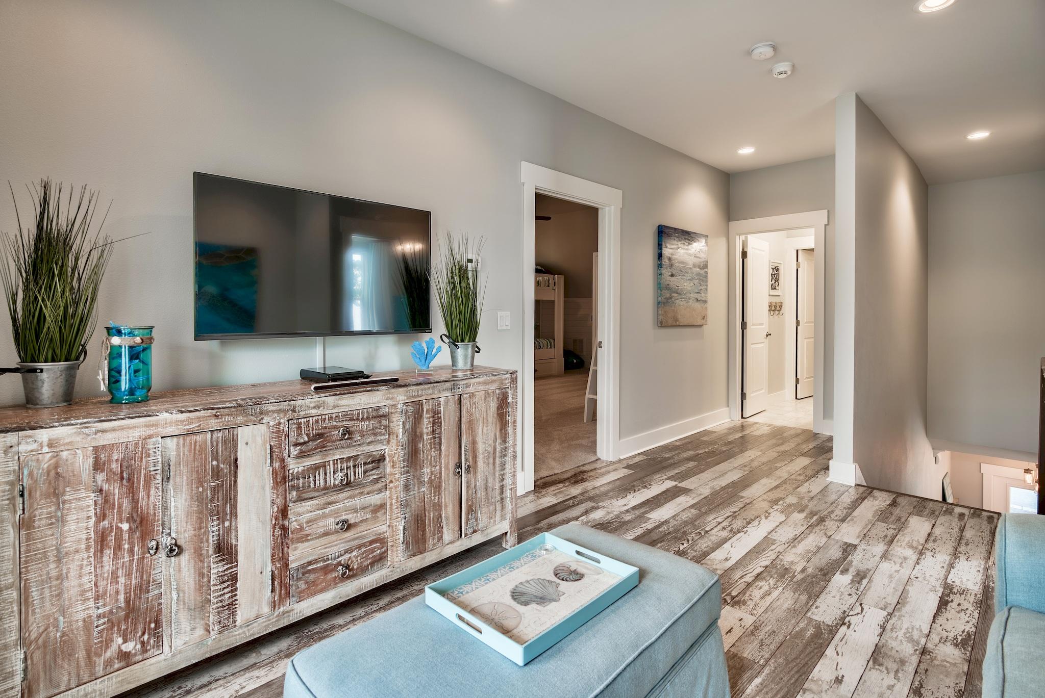 HIDDEN GROVE - Residential