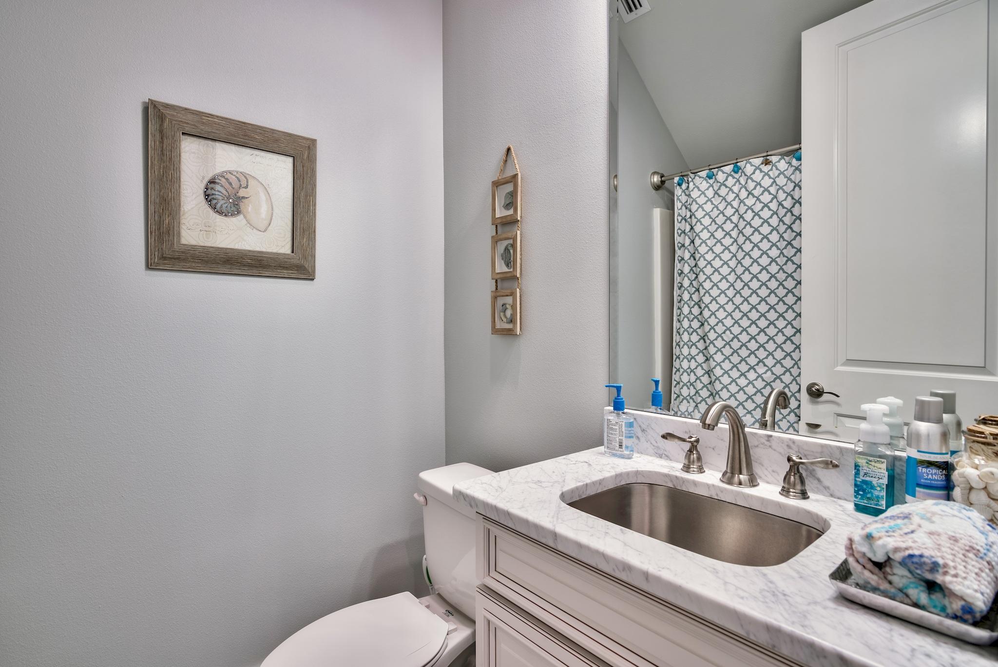 HIDDEN GROVE - Residential