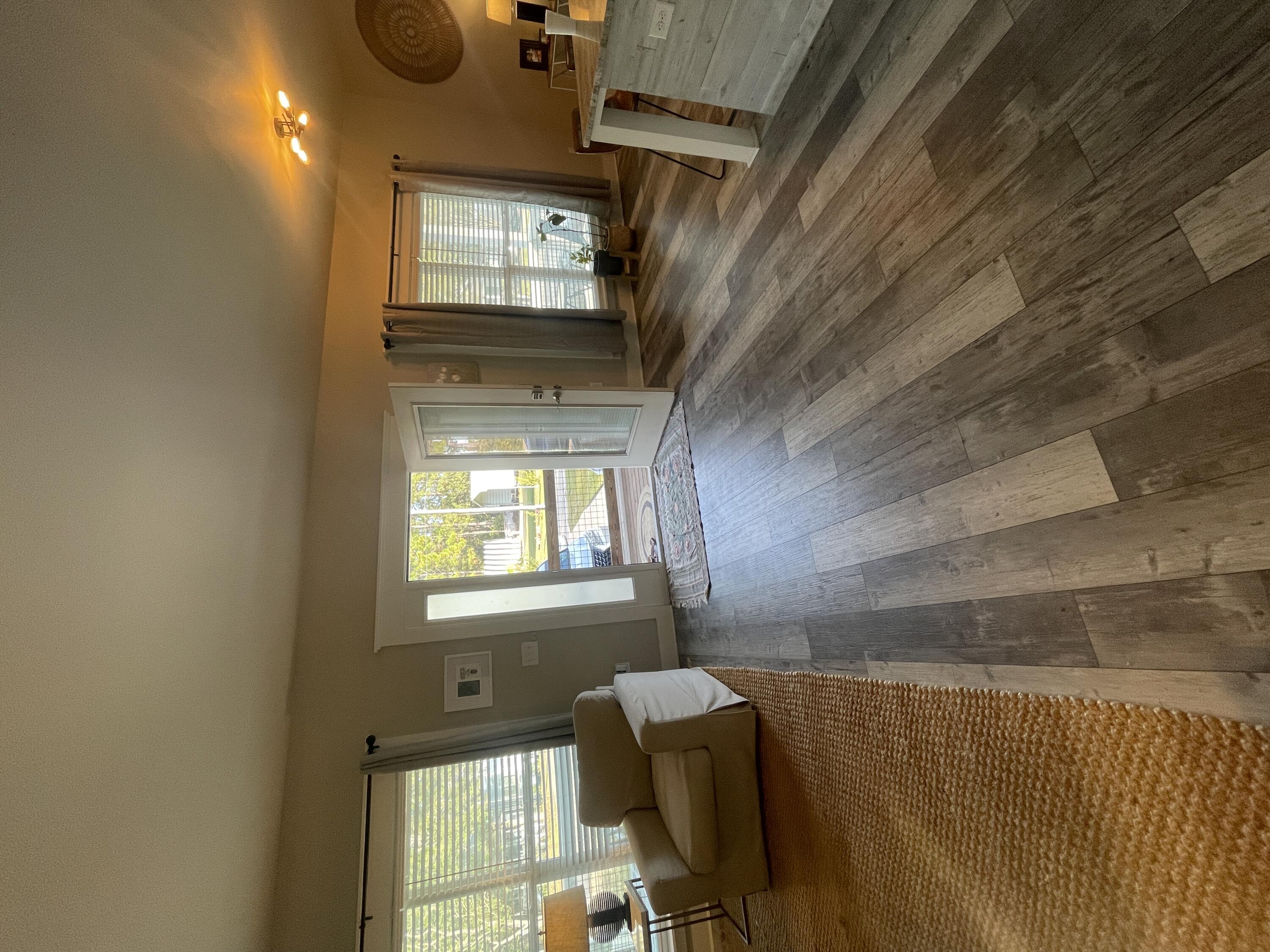 TOWN OF SANTA ROSA - Residential Lease