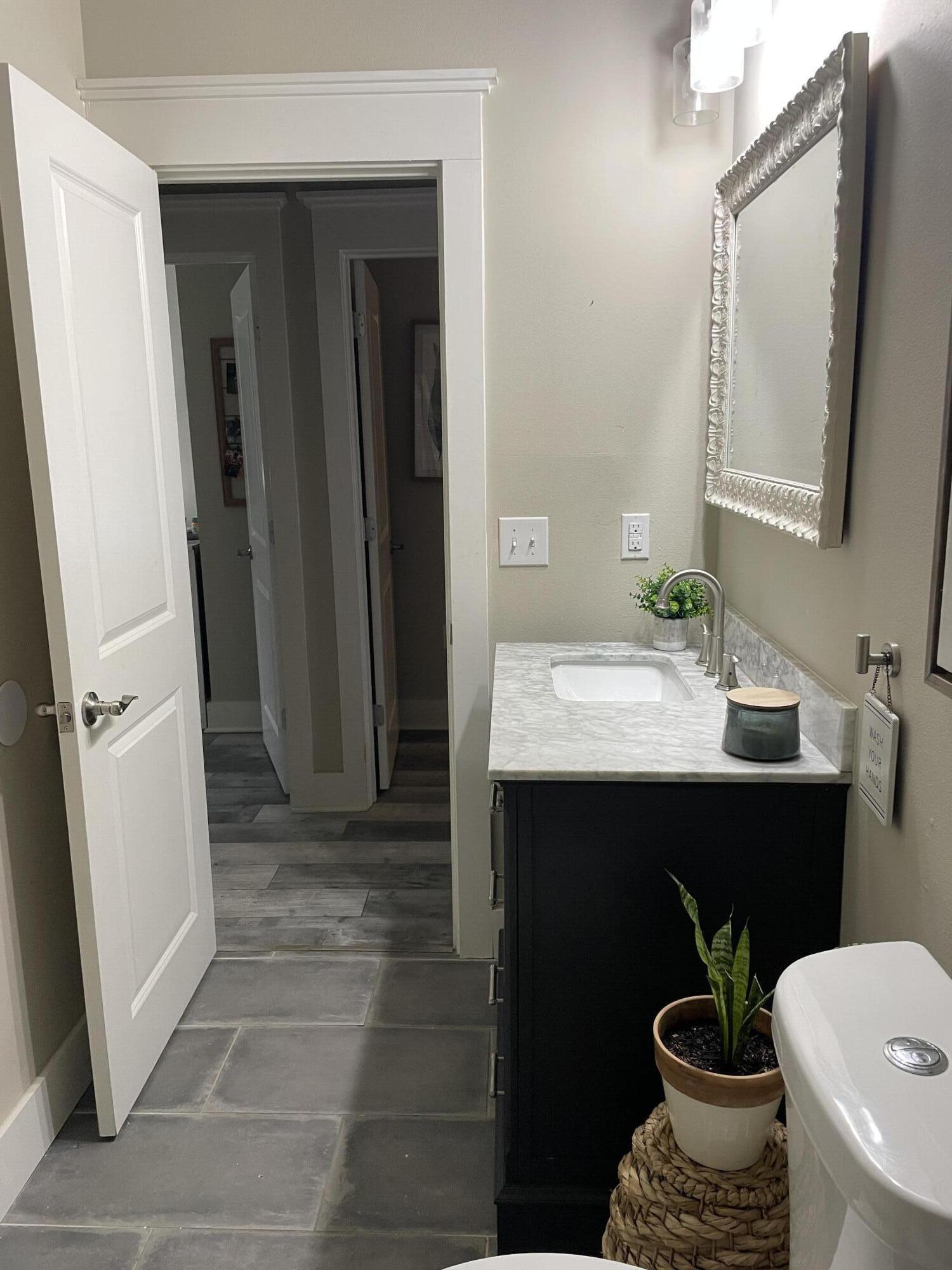 TOWN OF SANTA ROSA - Residential Lease