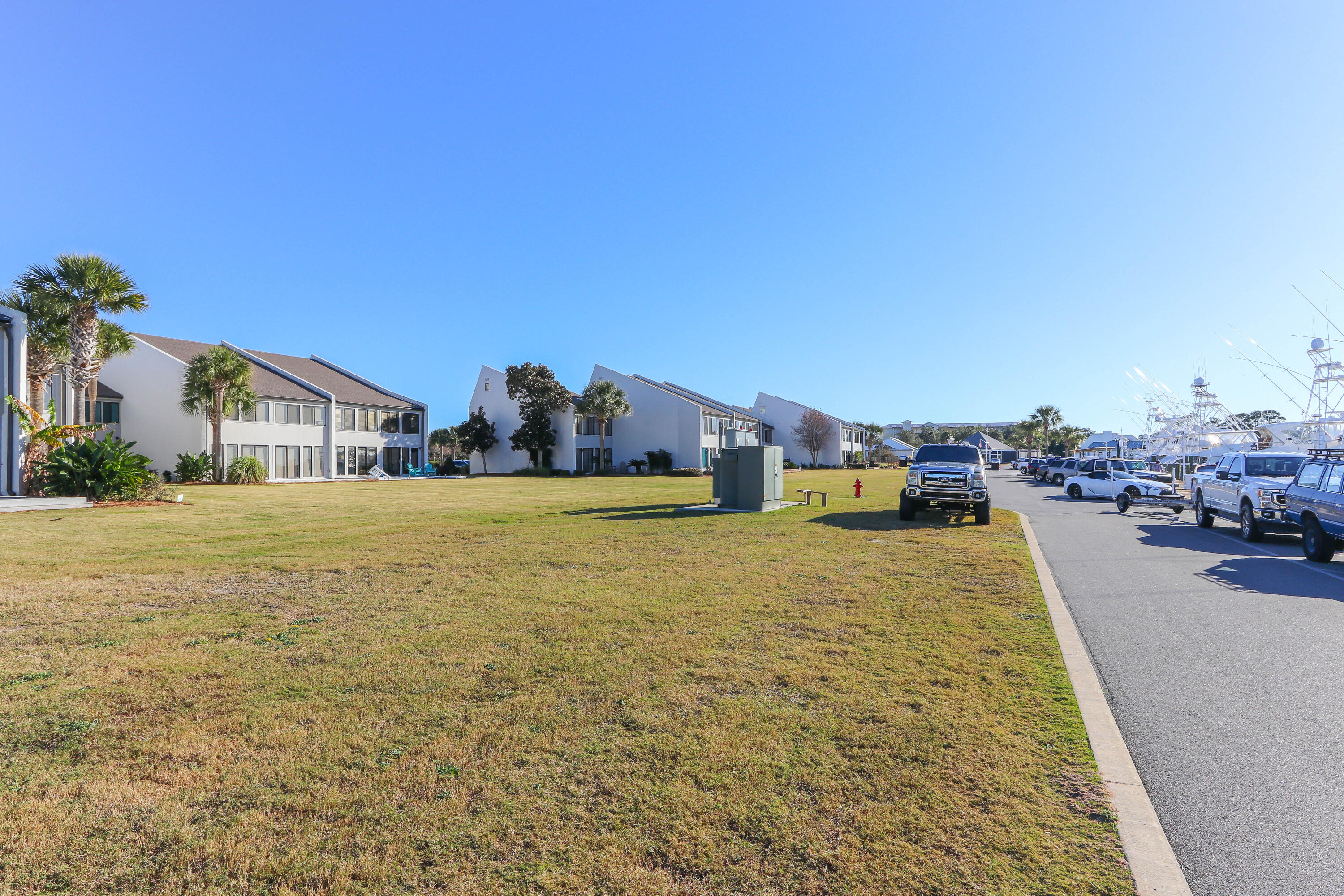 BAY POINT HARBOUR - Residential