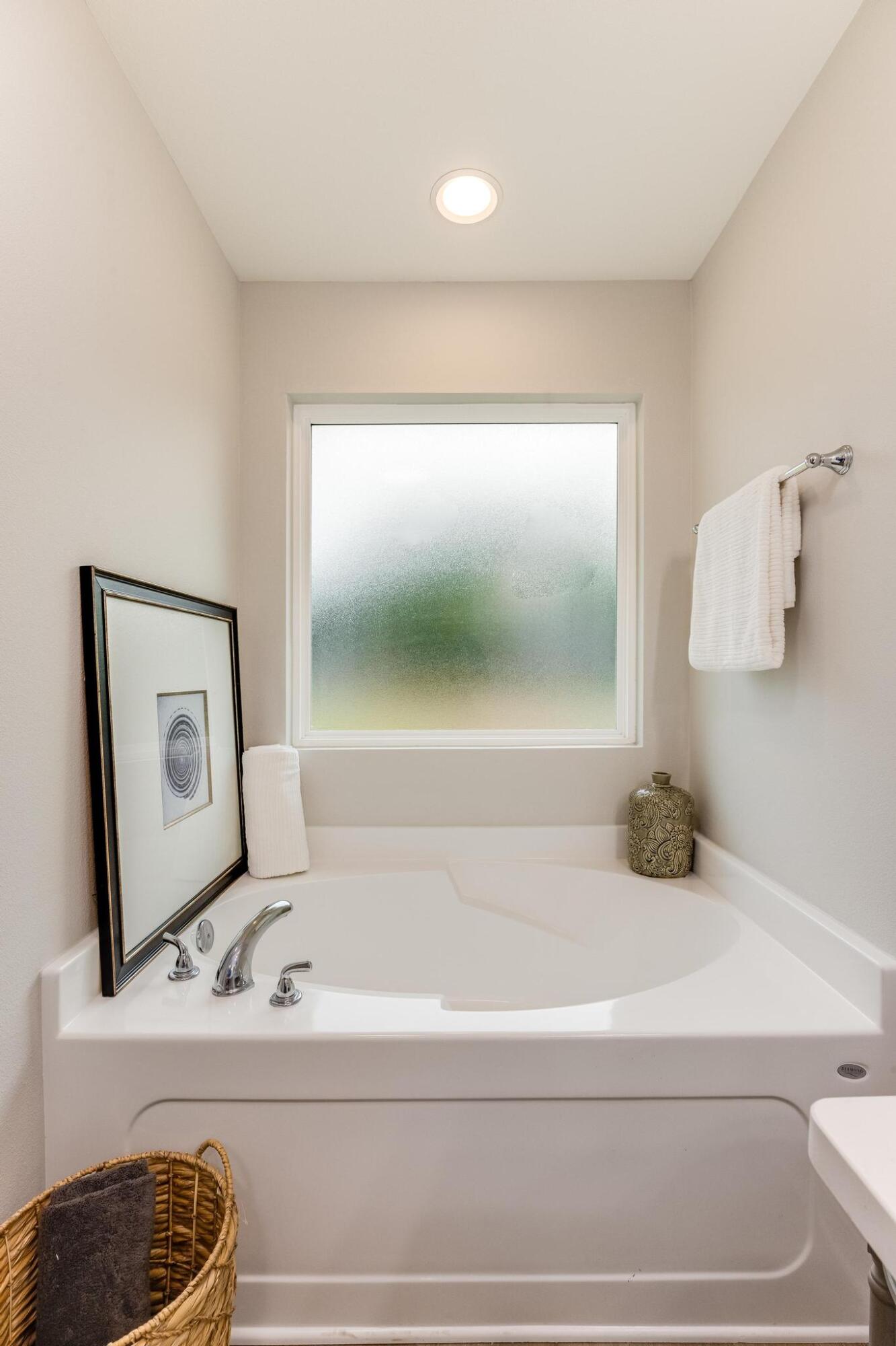 SPRING HOLLOW ESTATES - Residential