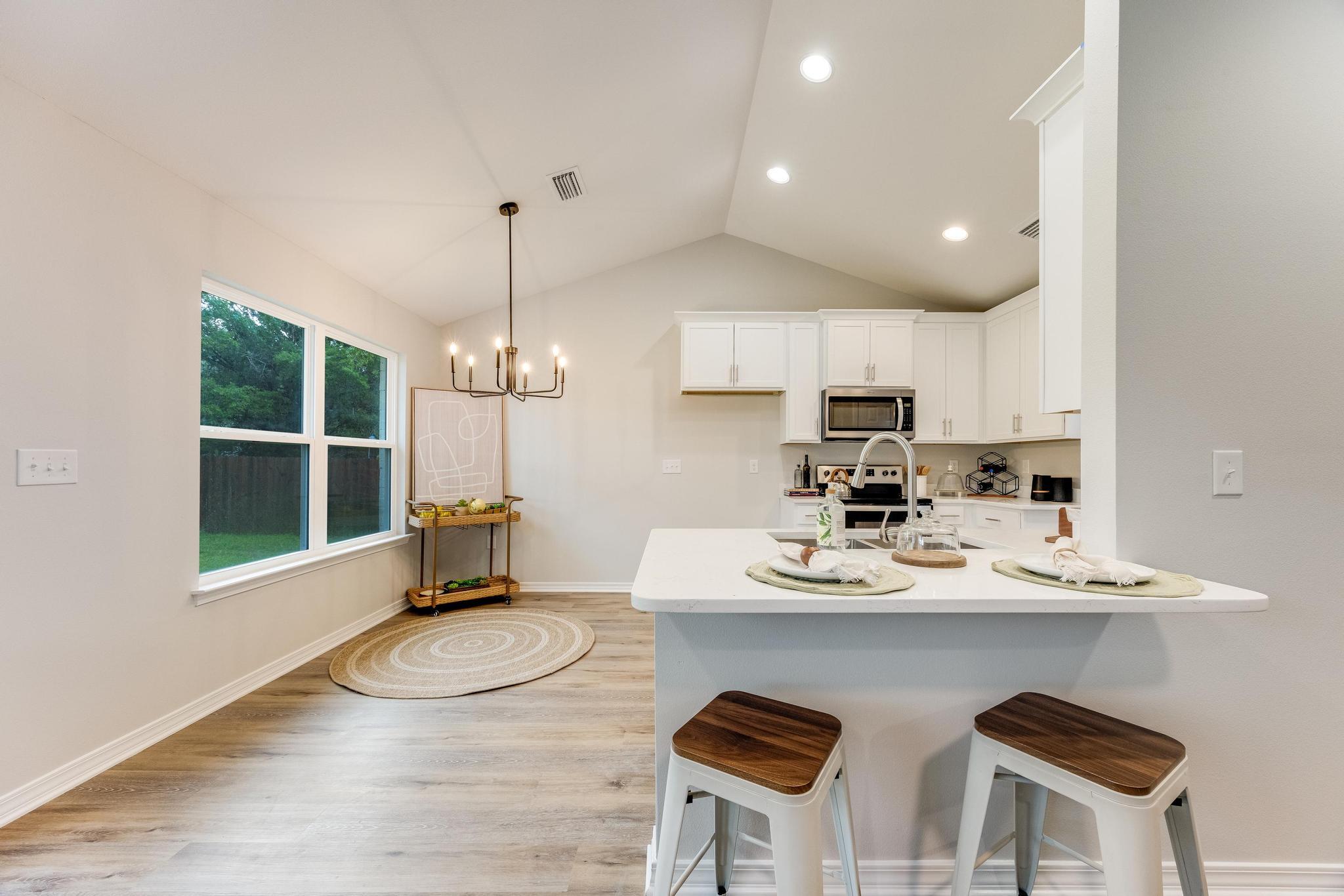 SPRING HOLLOW ESTATES - Residential