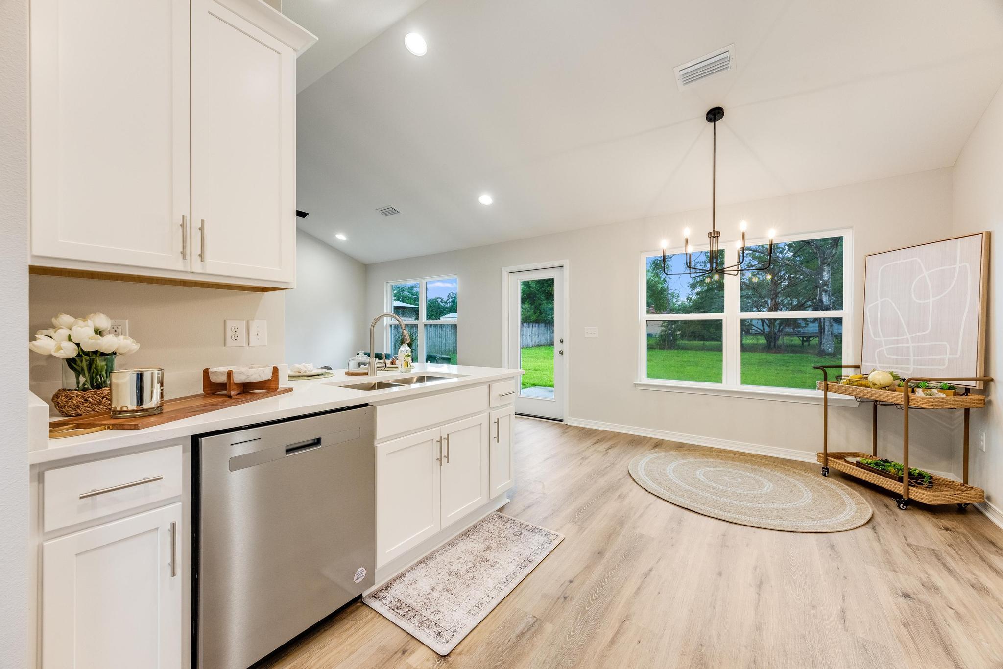 SPRING HOLLOW ESTATES - Residential