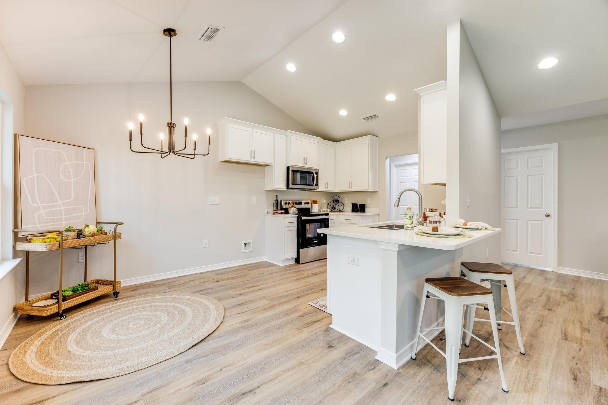 SPRING HOLLOW ESTATES - Residential