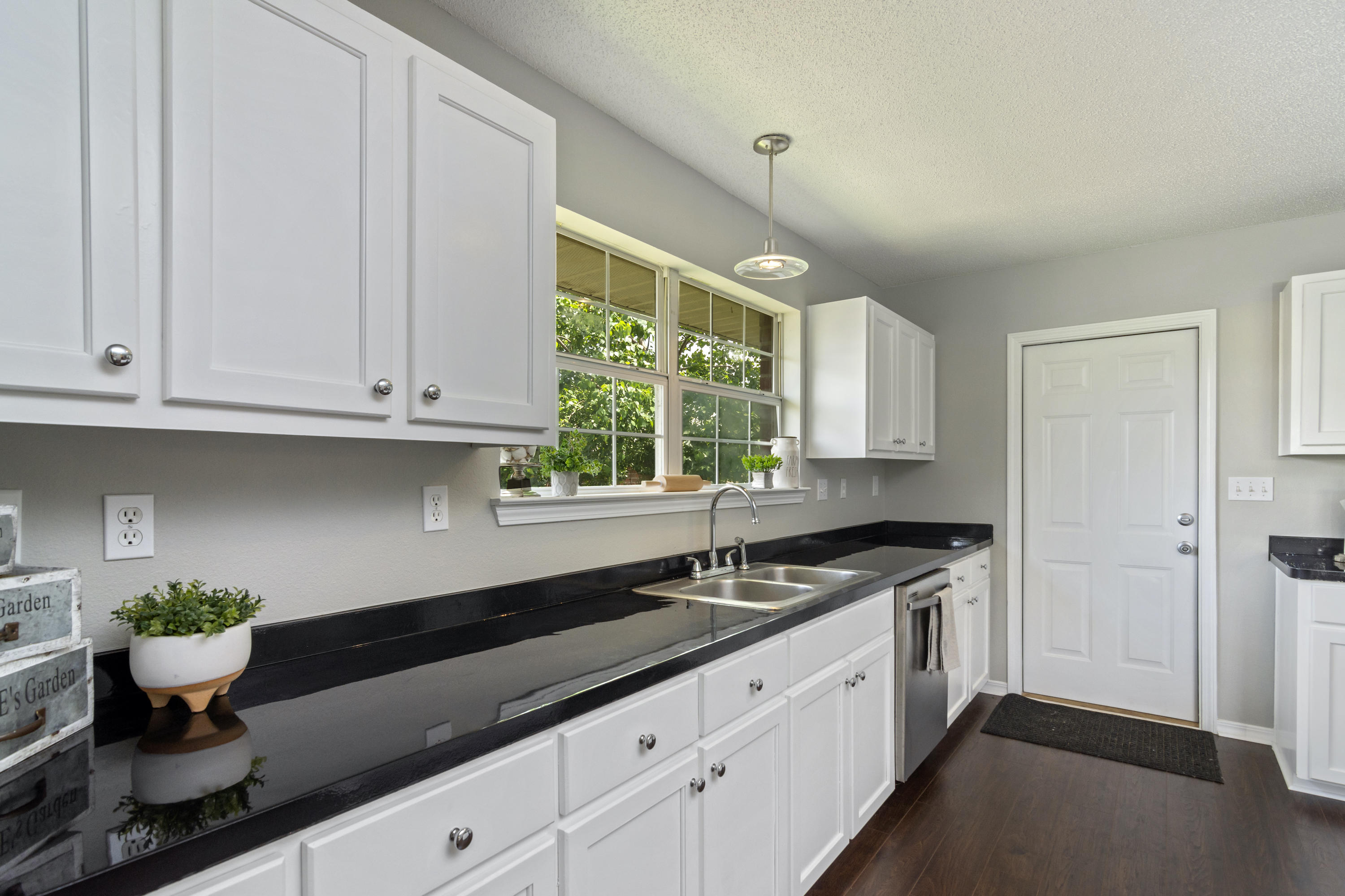 LEE FARMS PH I - Residential