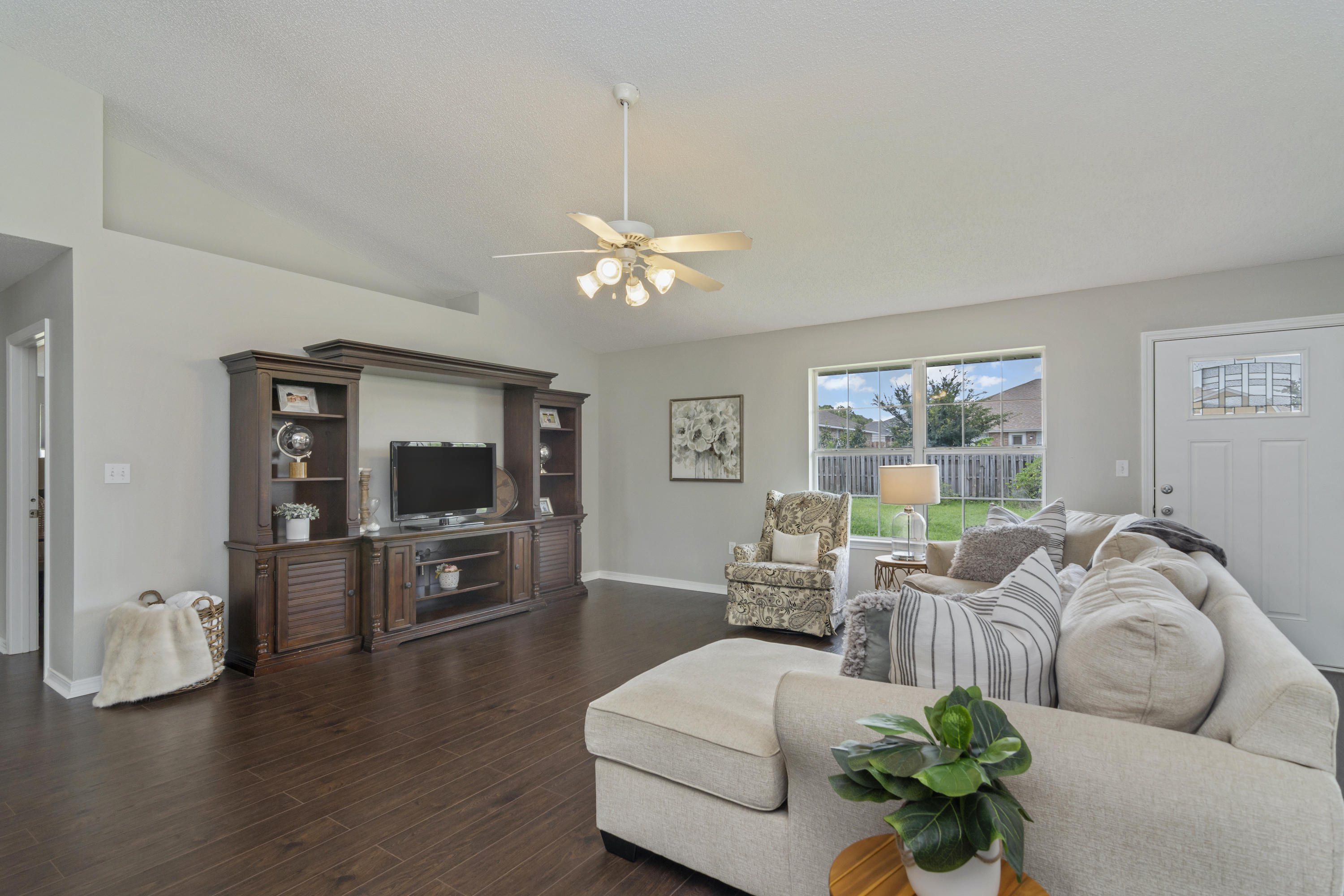 LEE FARMS PH I - Residential