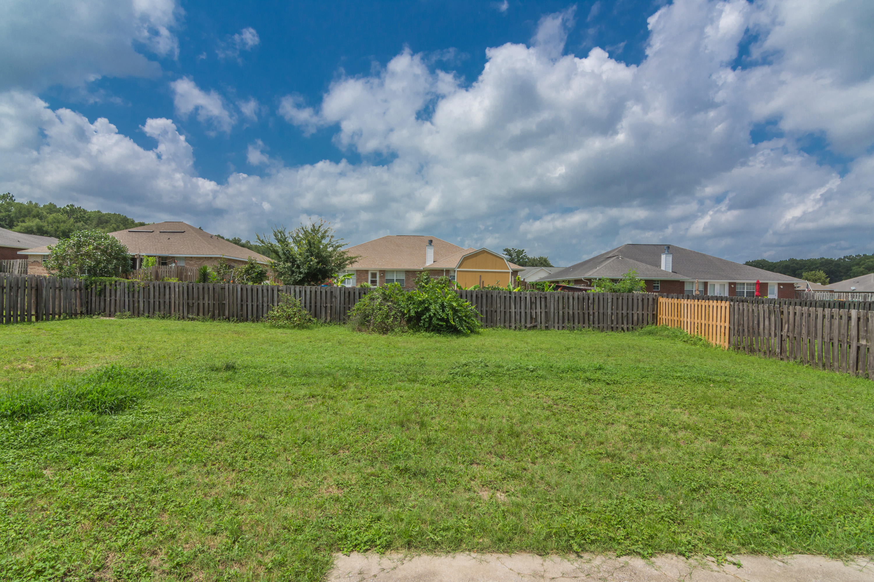 LEE FARMS PH I - Residential