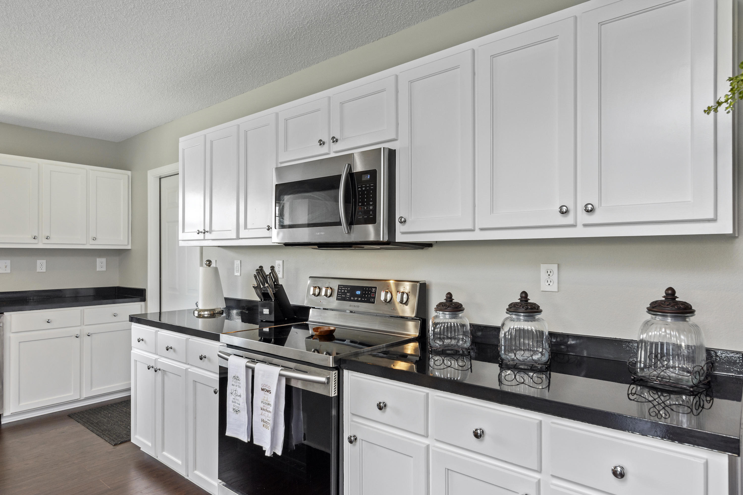 LEE FARMS PH I - Residential