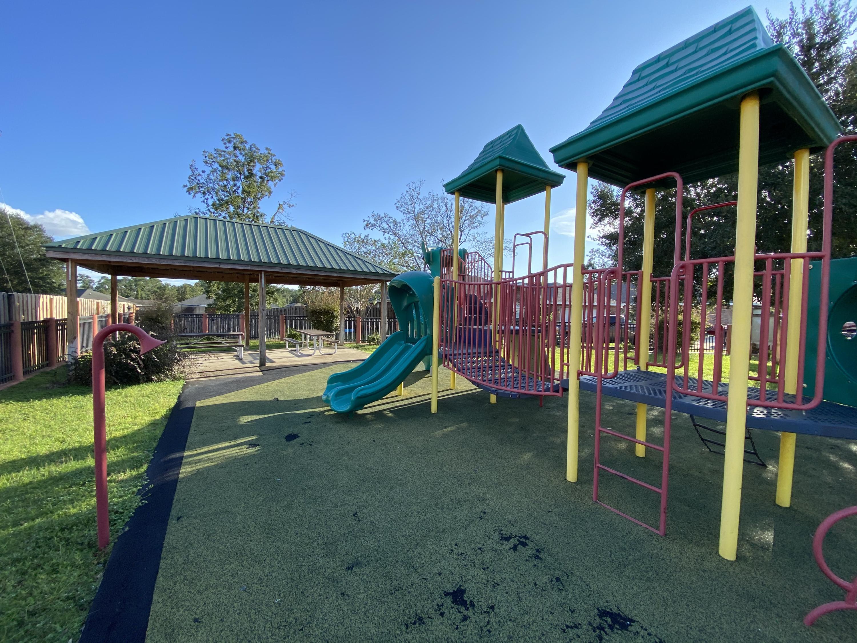 LEE FARMS PH I - Residential