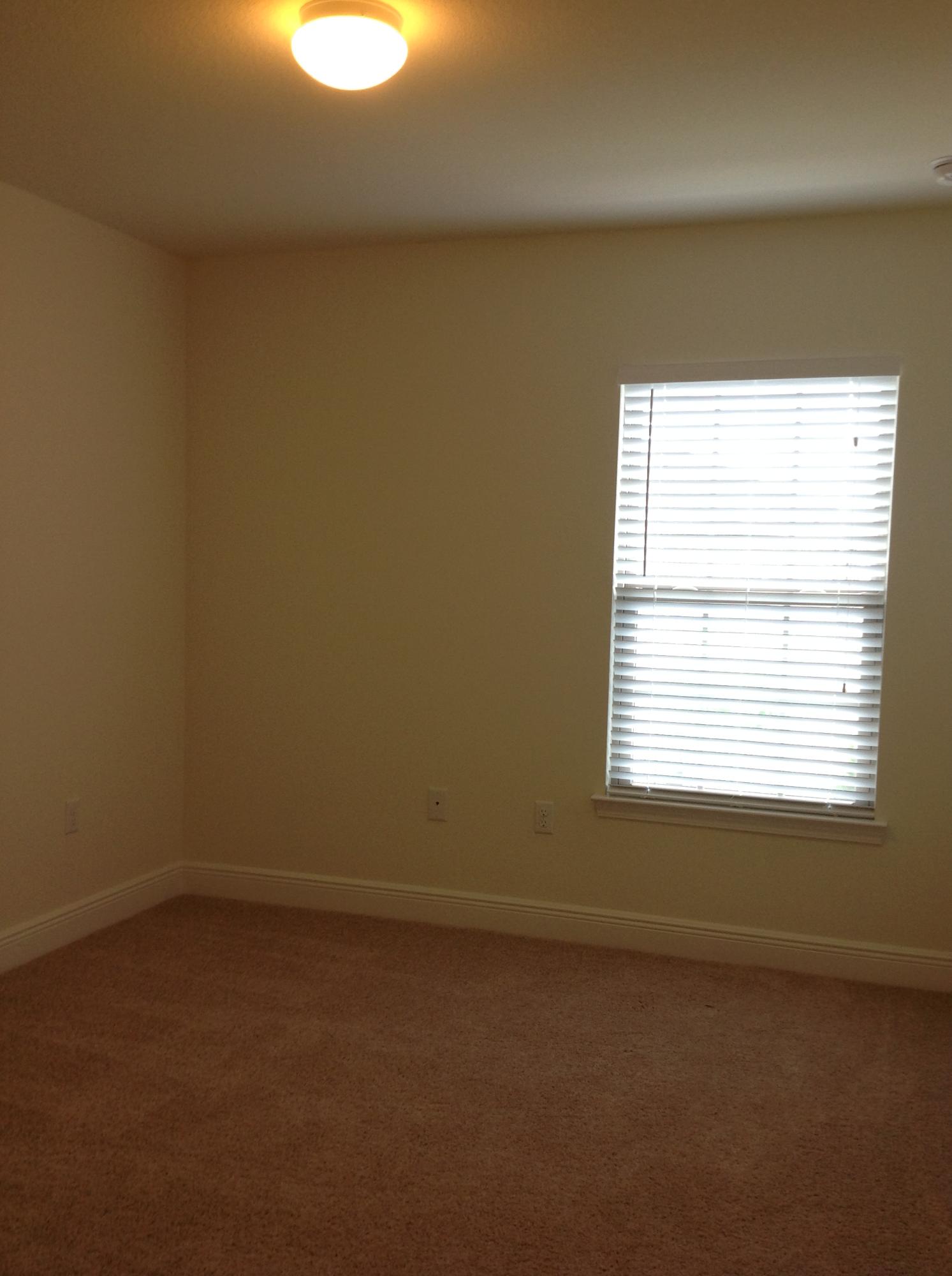 RESERVE POINTE - Residential Lease