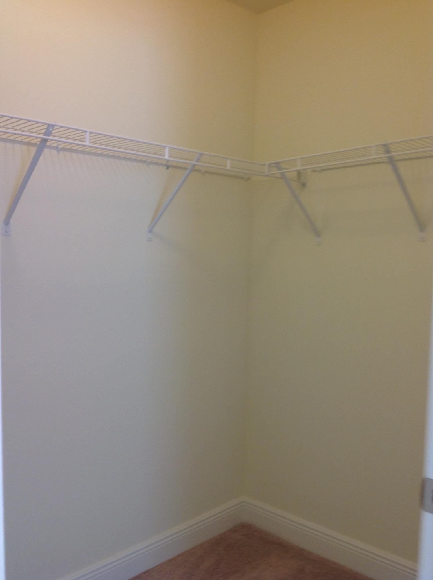 RESERVE POINTE - Residential Lease