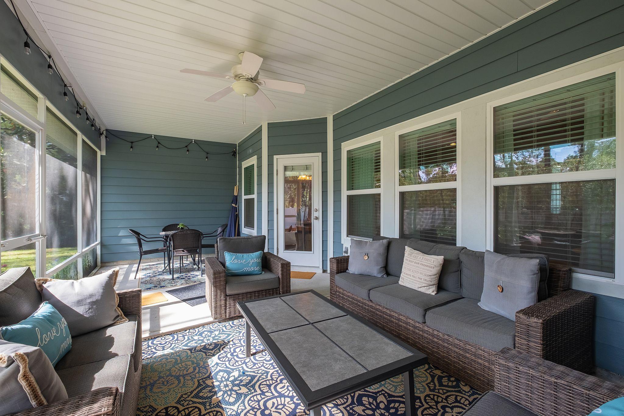 MUSSETT BAYOU MANOR - Residential