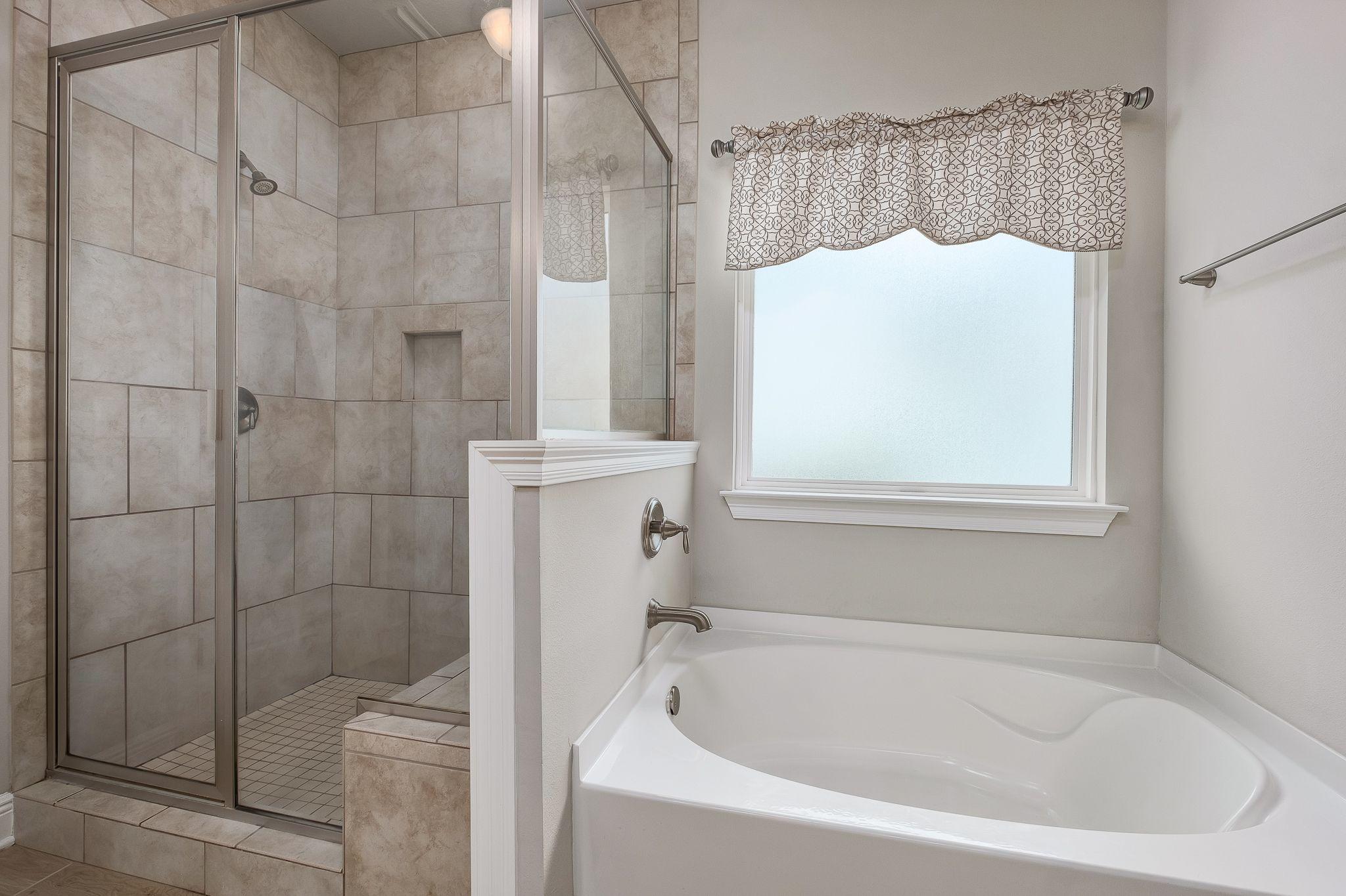 MUSSETT BAYOU MANOR - Residential