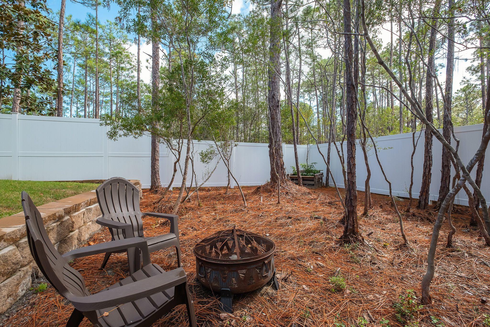 MUSSETT BAYOU MANOR - Residential