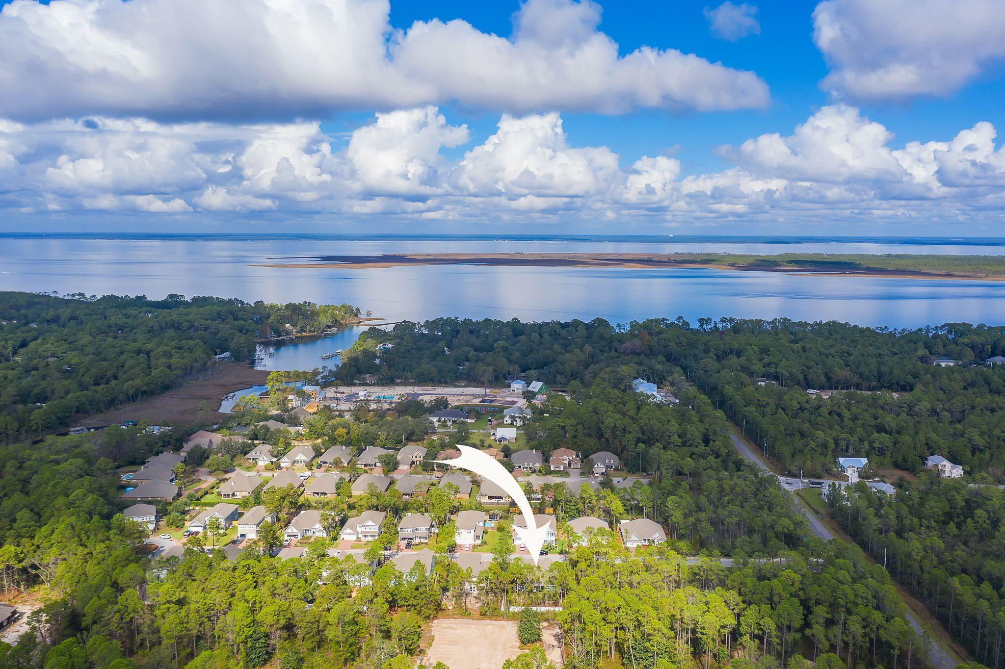 MUSSETT BAYOU MANOR - Residential