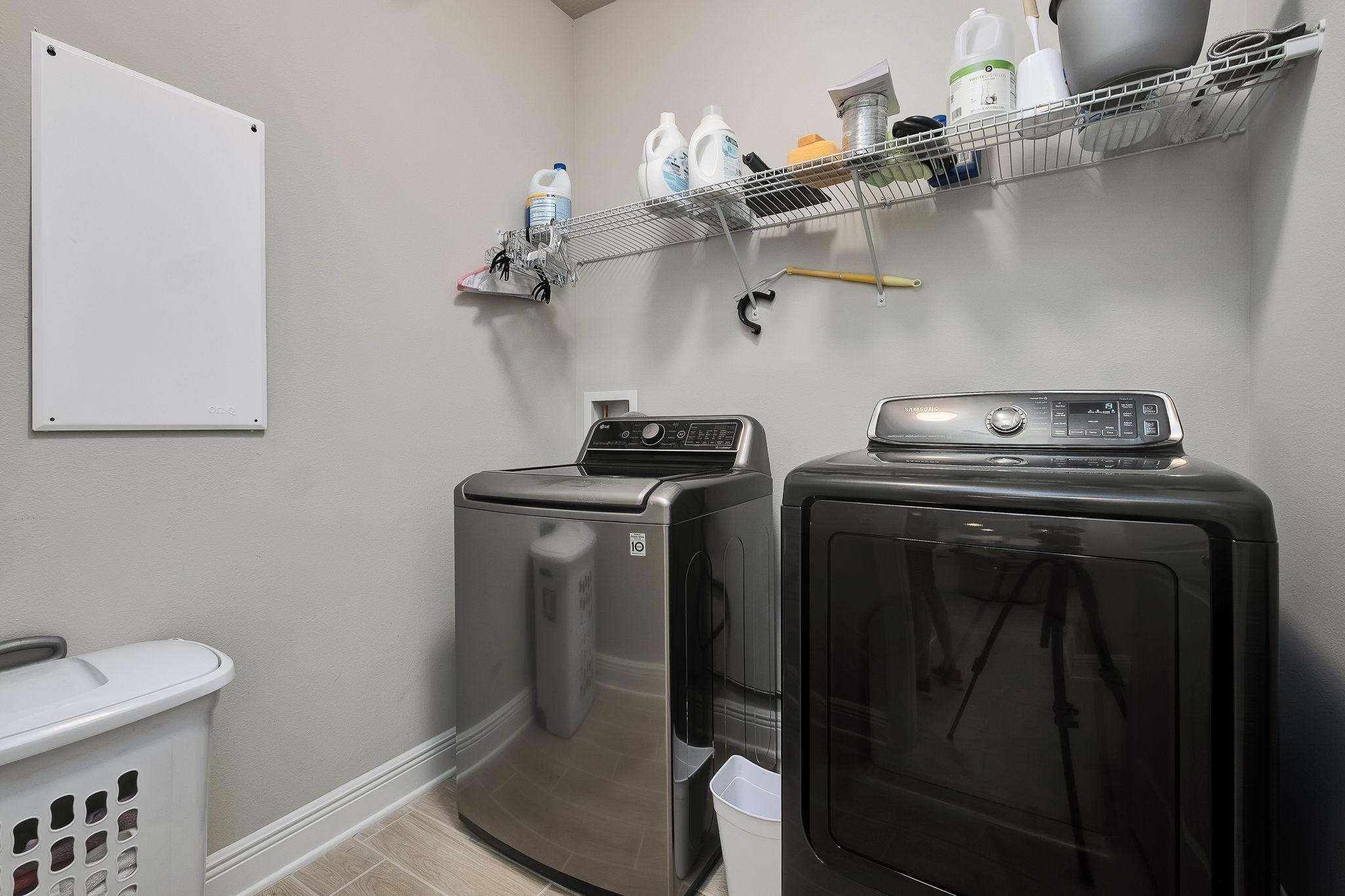 MUSSETT BAYOU MANOR - Residential