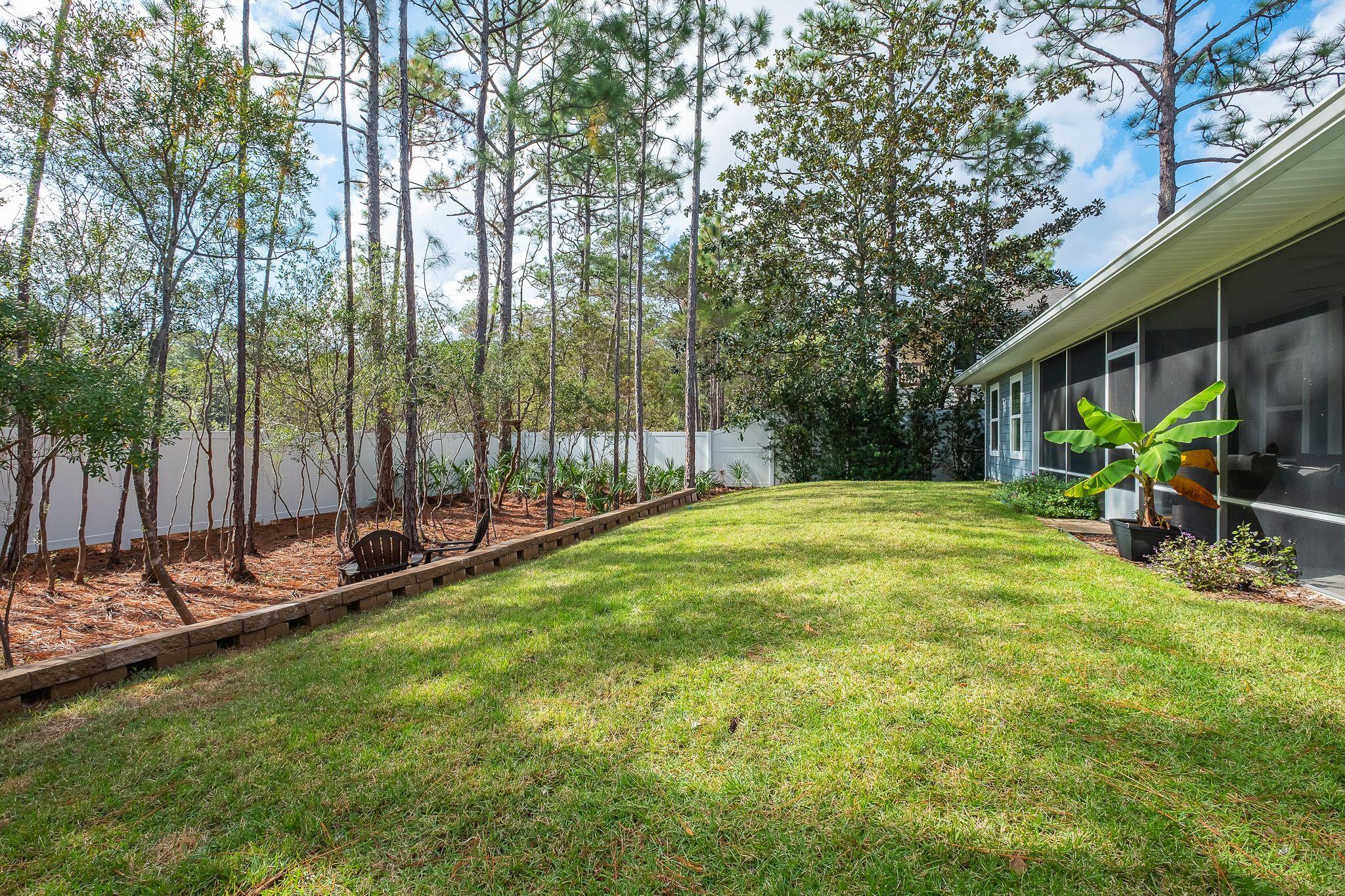 MUSSETT BAYOU MANOR - Residential