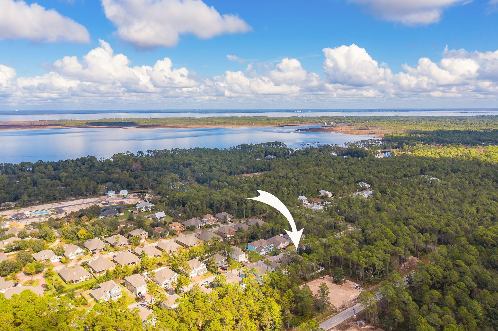 MUSSETT BAYOU MANOR - Residential