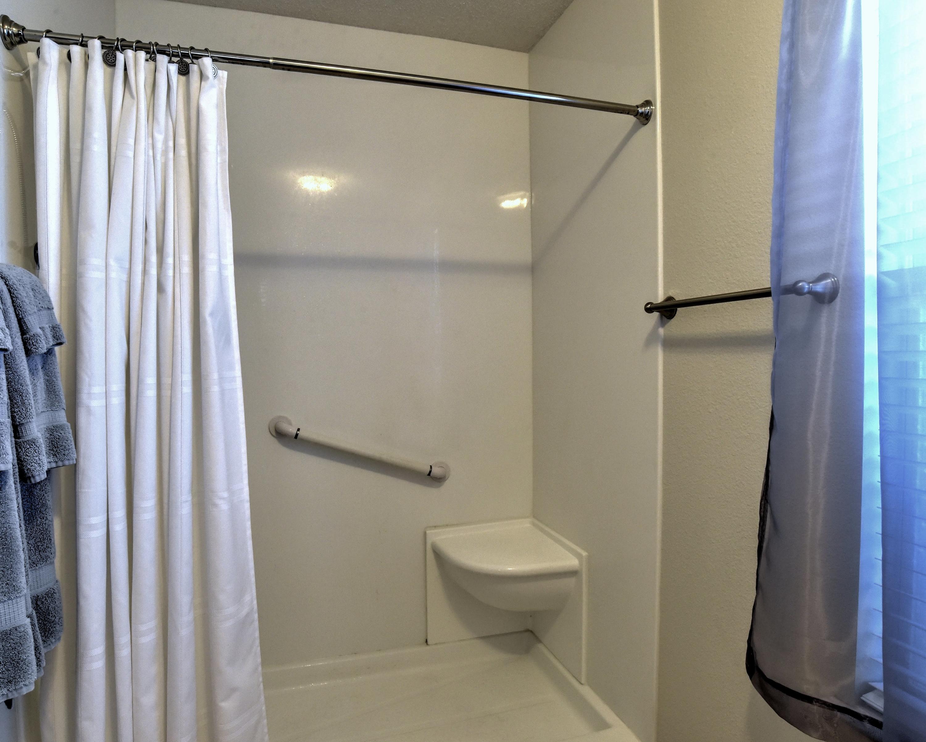 MARSH HARBOR - Residential