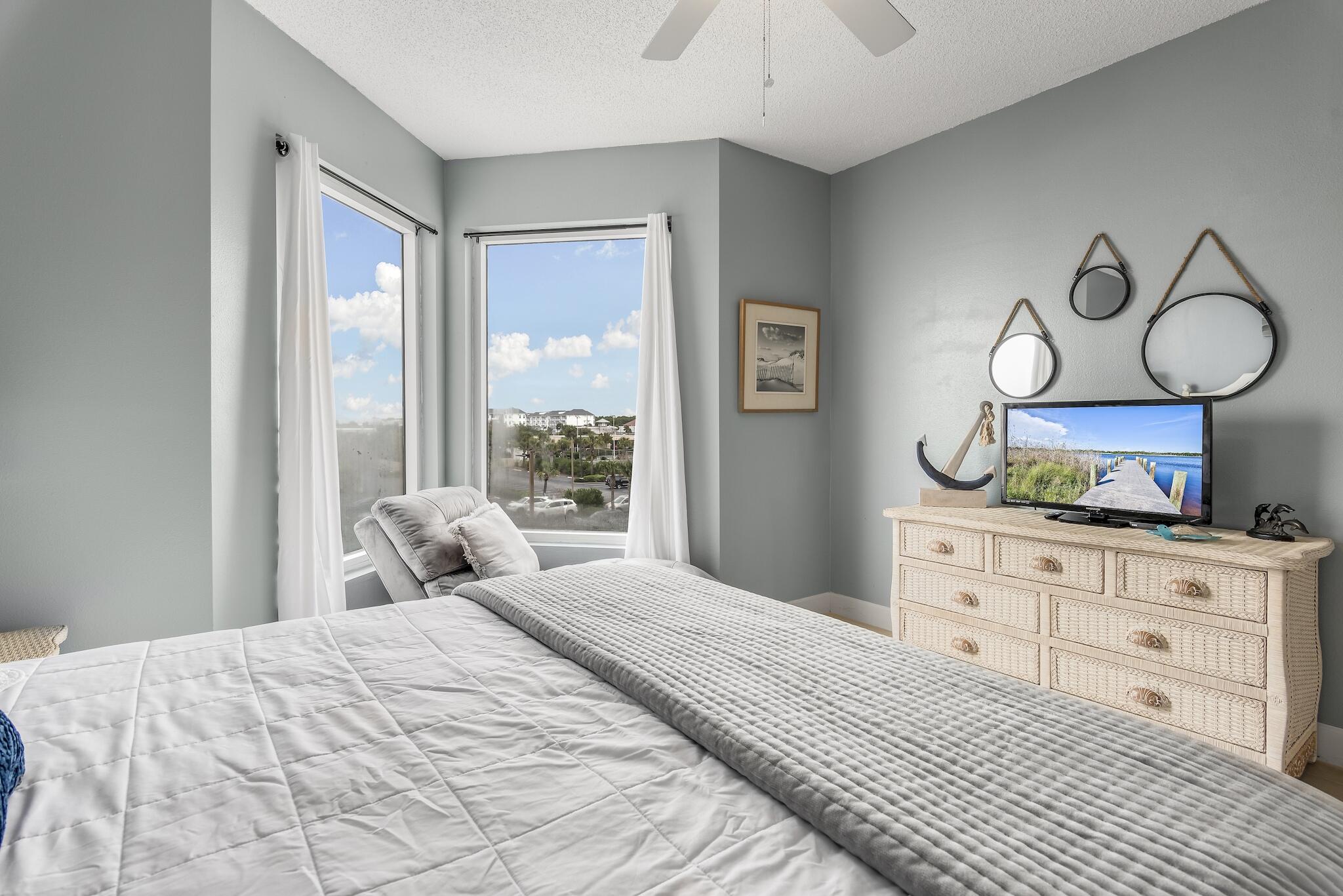 JADE EAST TOWERS CONDO - Residential