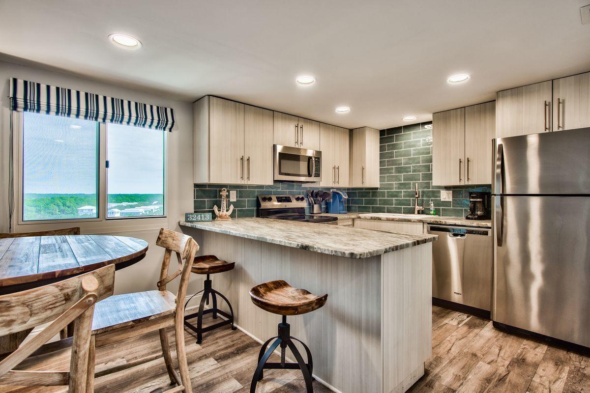 PINNACLE PORT - Residential