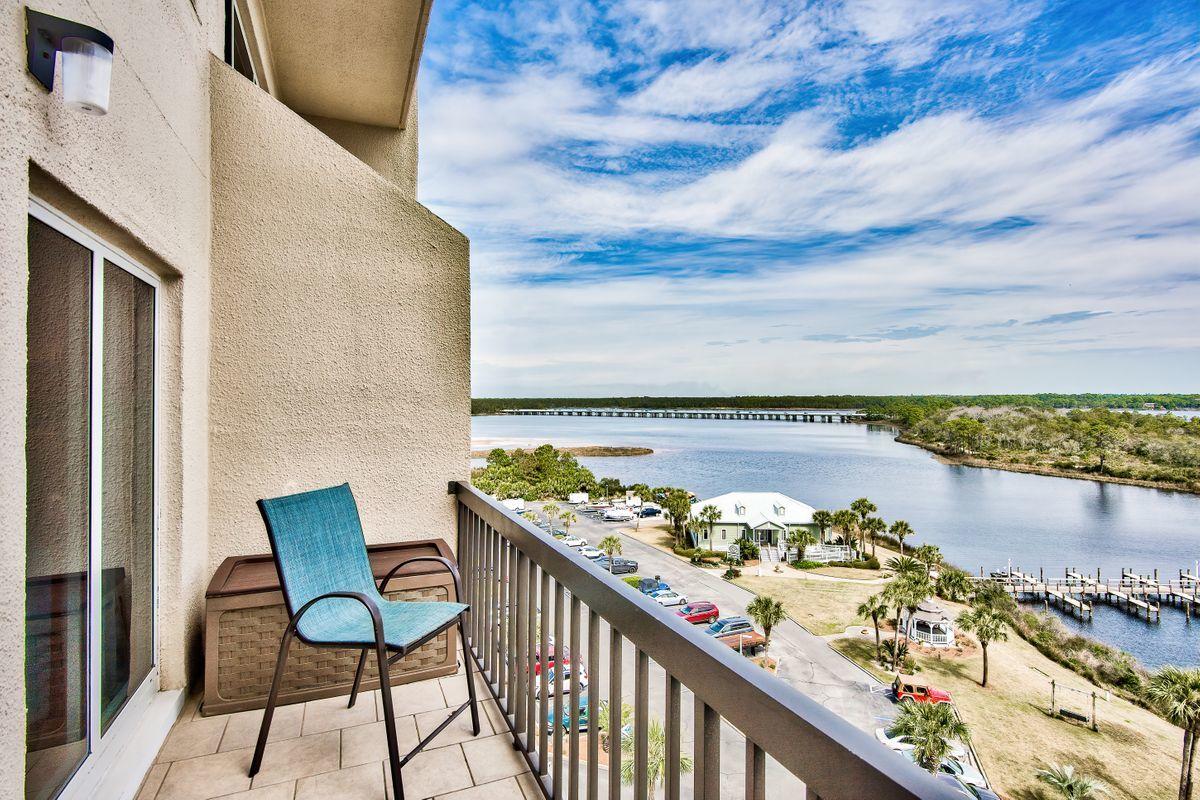 PINNACLE PORT - Residential