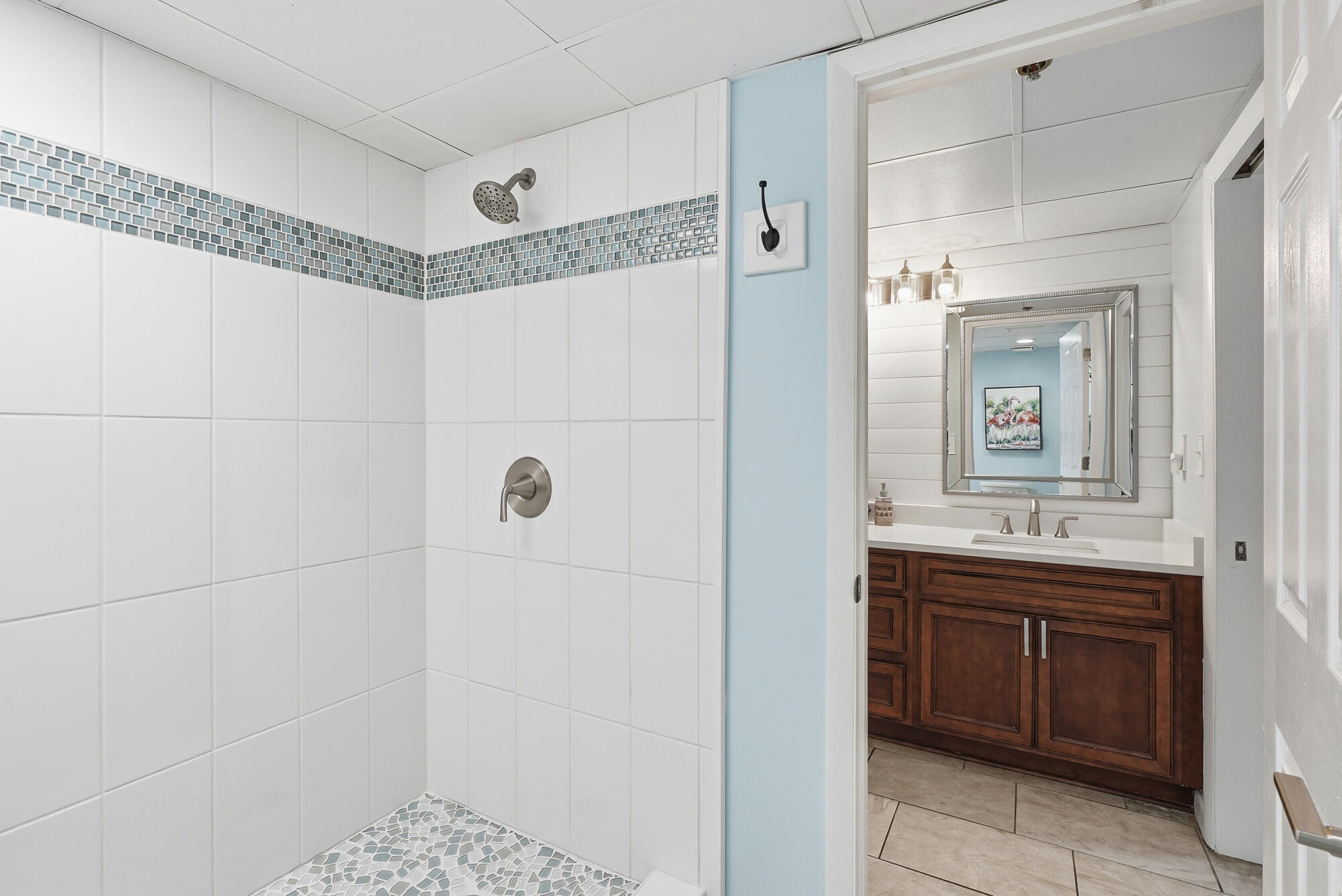 LONG BEACH - Residential