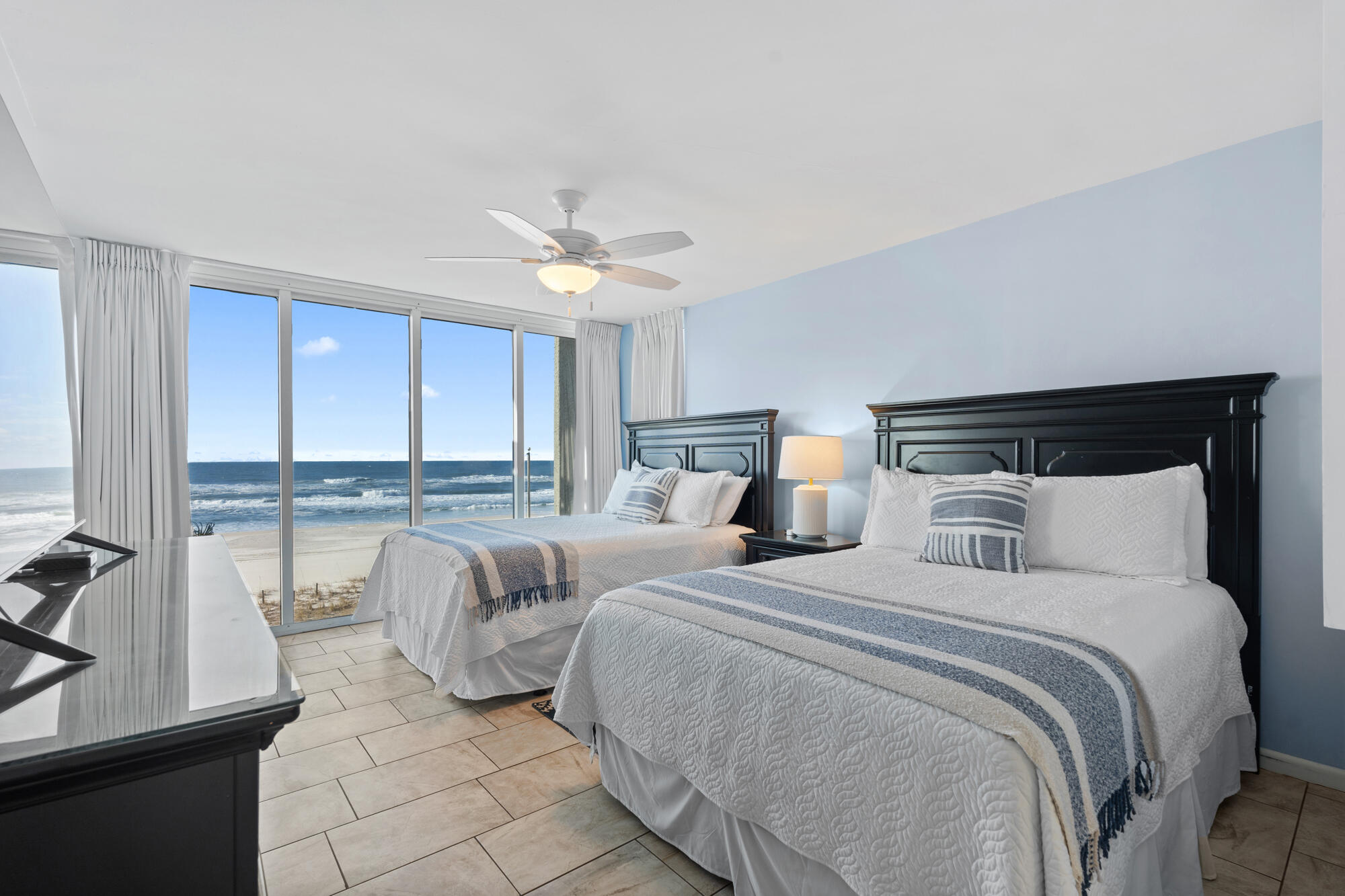 LONG BEACH - Residential