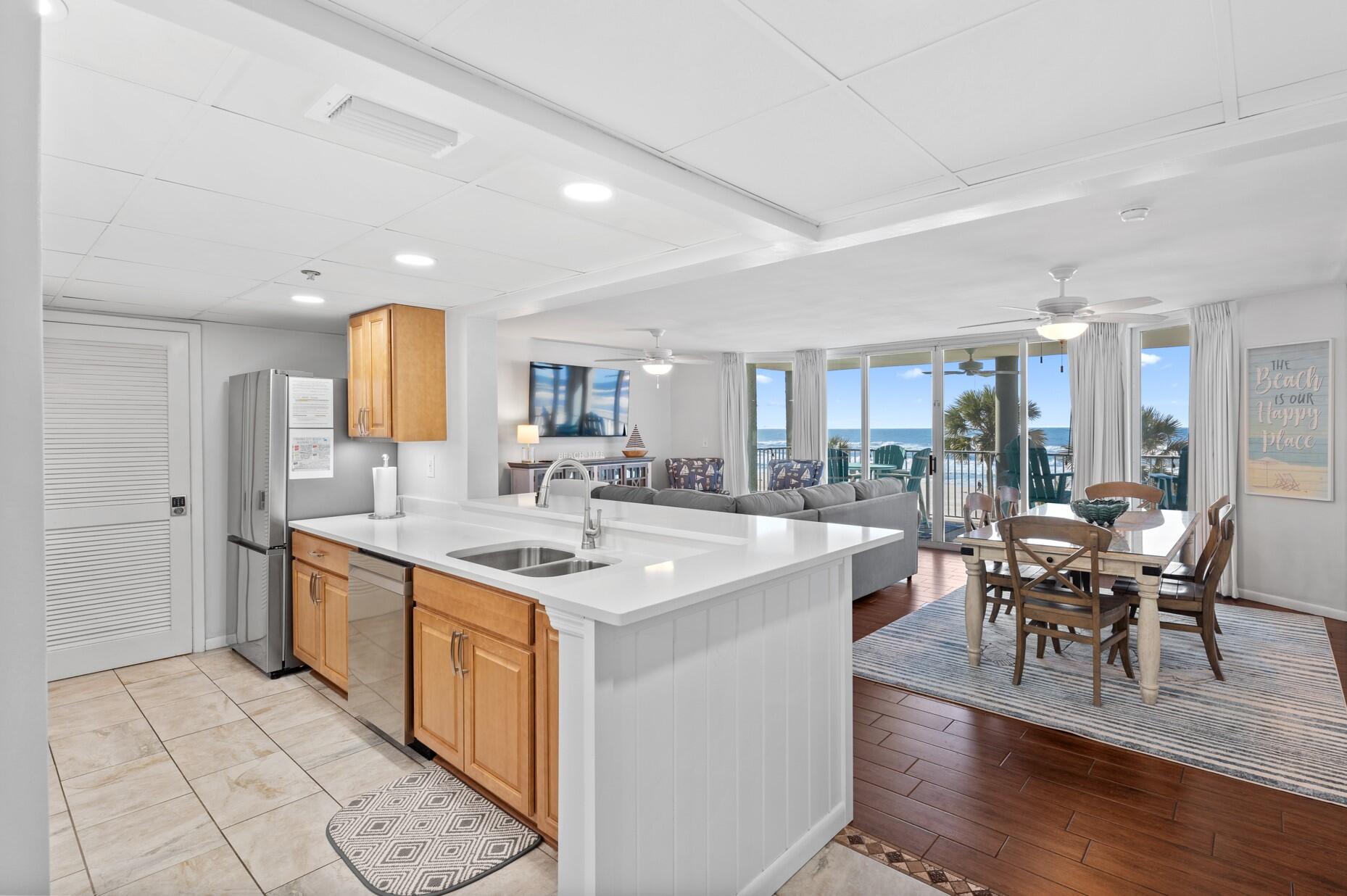 LONG BEACH - Residential