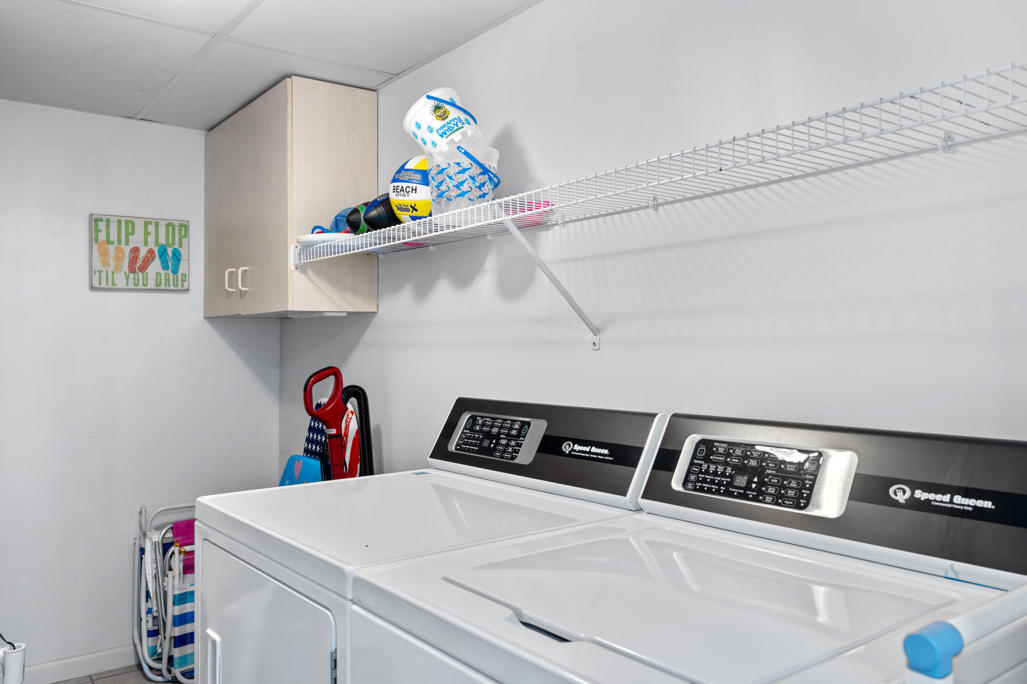 LONG BEACH - Residential