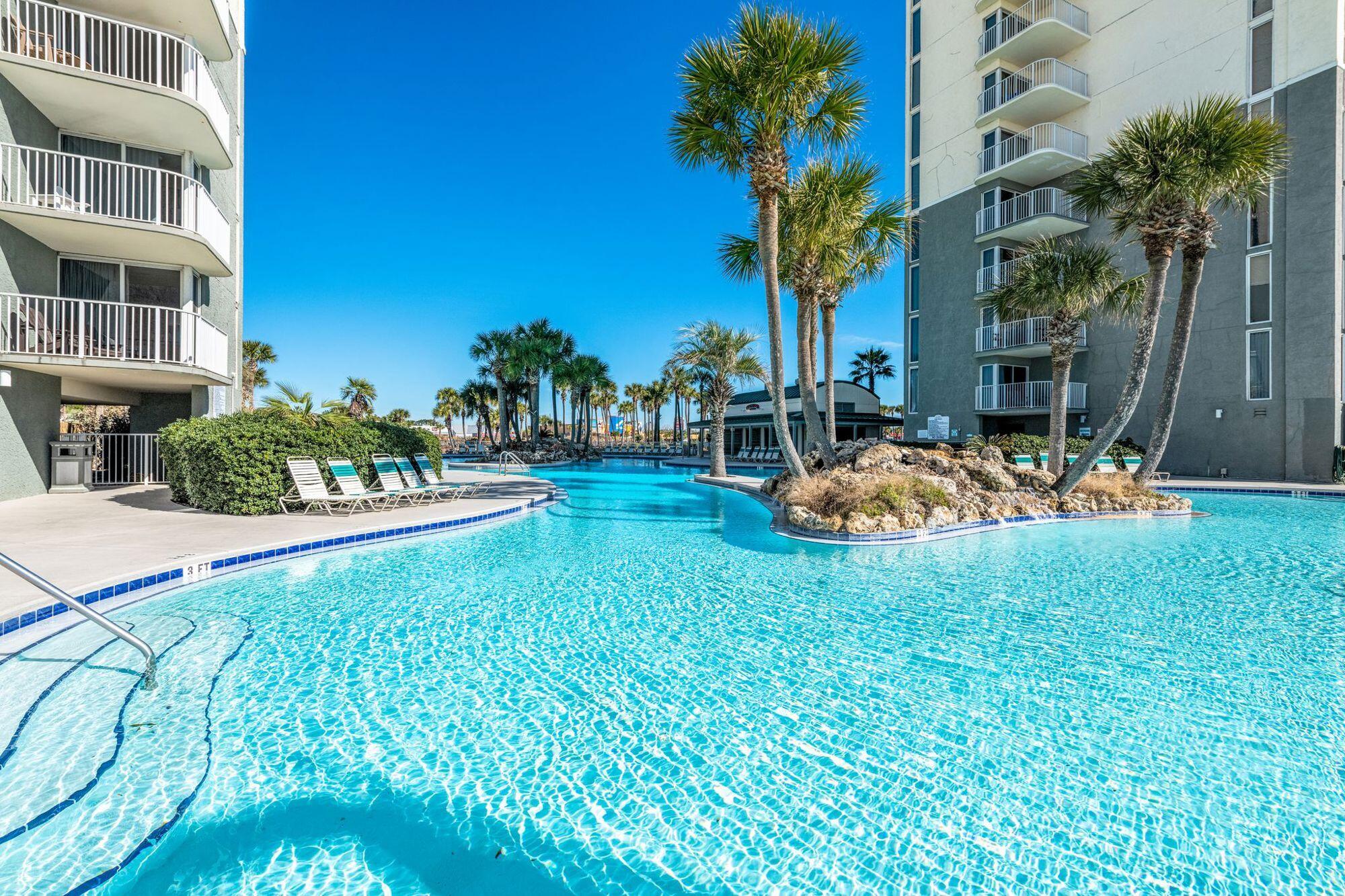 LONG BEACH - Residential