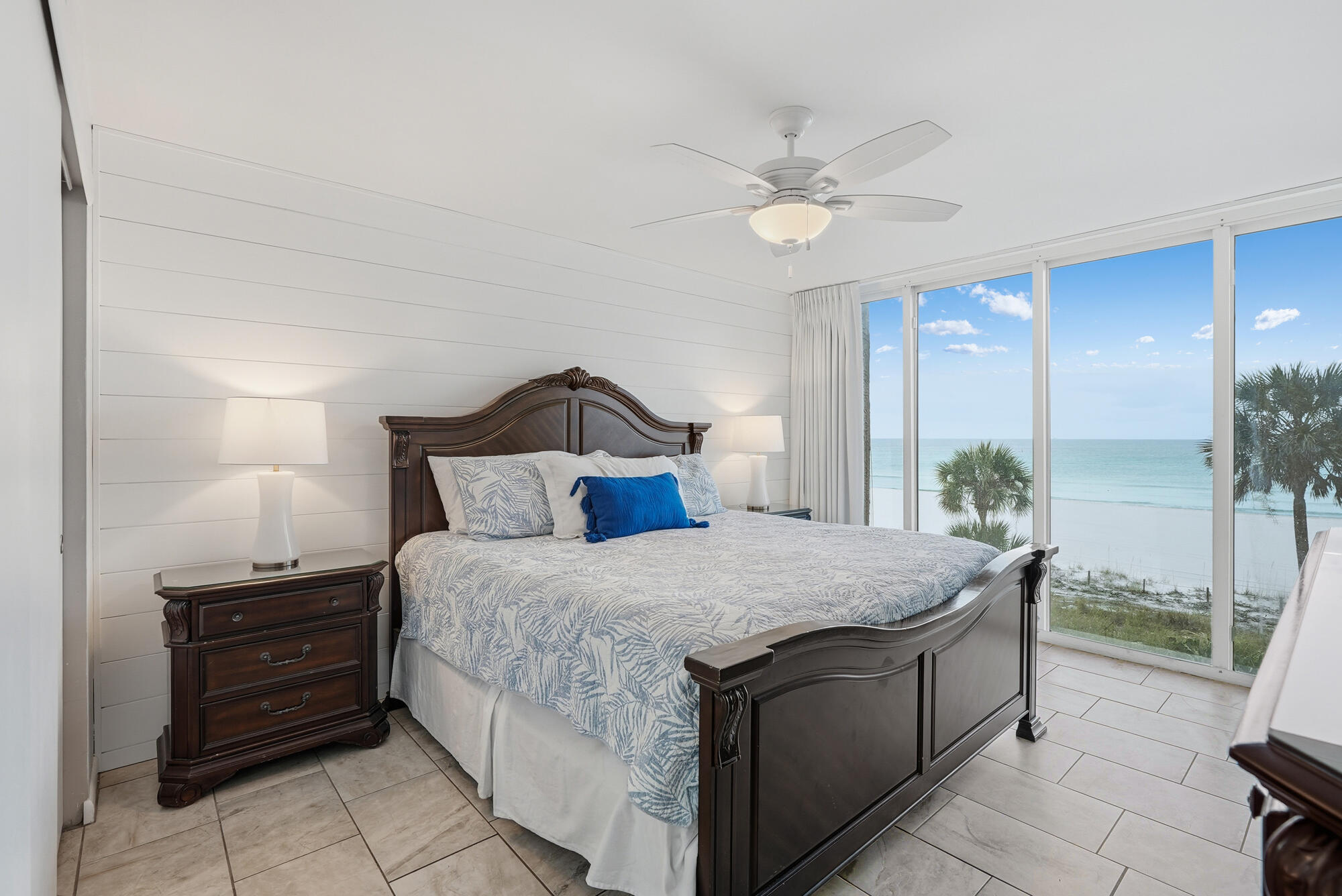 LONG BEACH - Residential