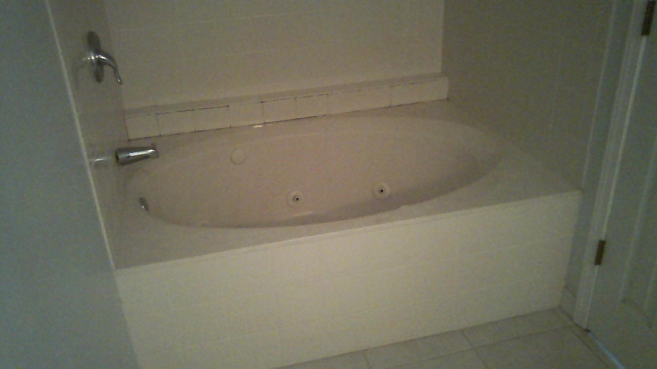 Vaparaiso Pinecrest 2 - Residential Lease