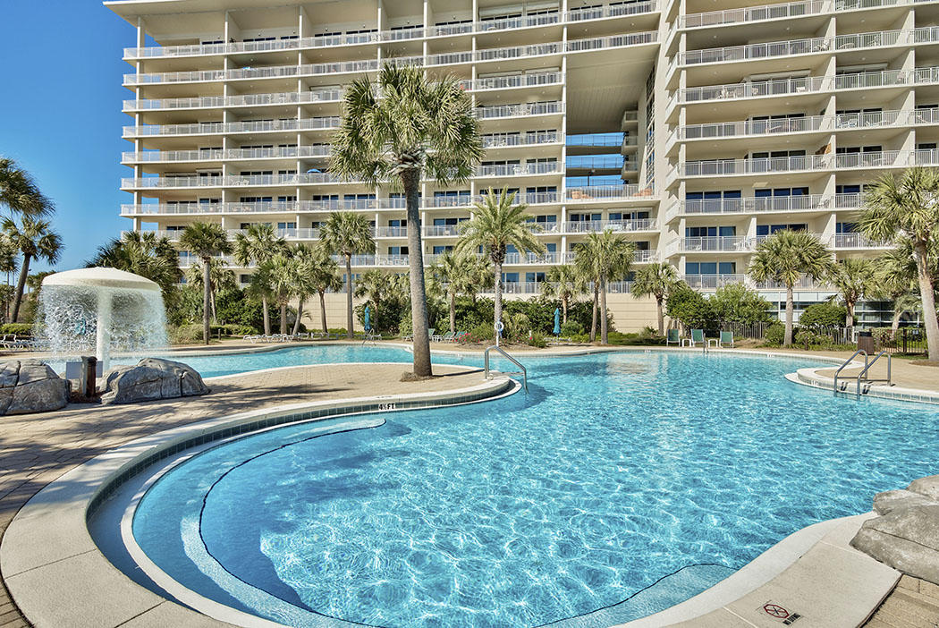 STERLING SHORES - Residential